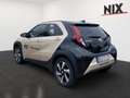 Toyota Aygo X 1.0 Team D SHZ KLIMA KAMERA BLUETOOTH Beige - thumbnail 2