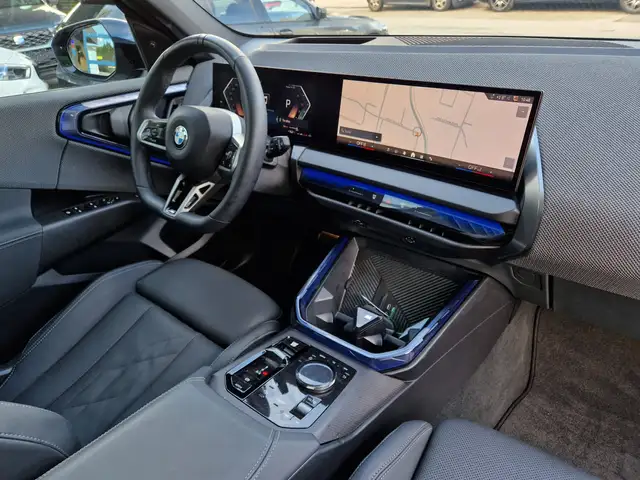 BMW X3 view 8