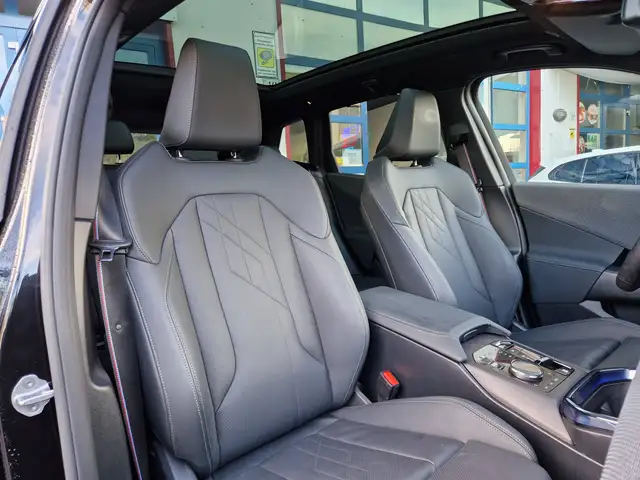BMW X3 view 9
