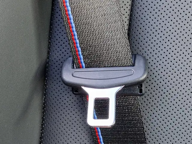 BMW X3 view 18