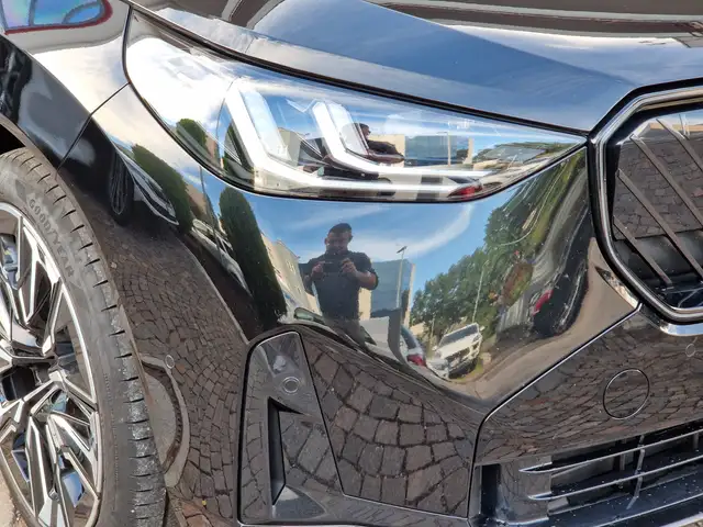 BMW X3 view 6