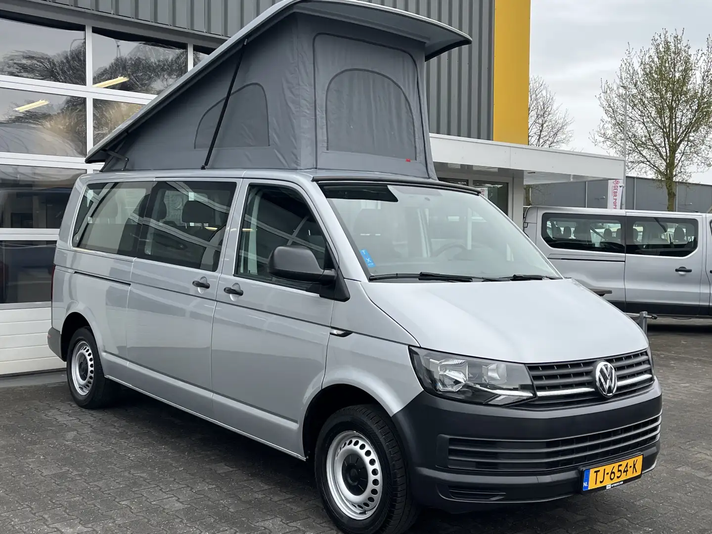 Volkswagen Transporter Kombi 9-persoons 2.0 TDI L2H1 Bus Gris - 1