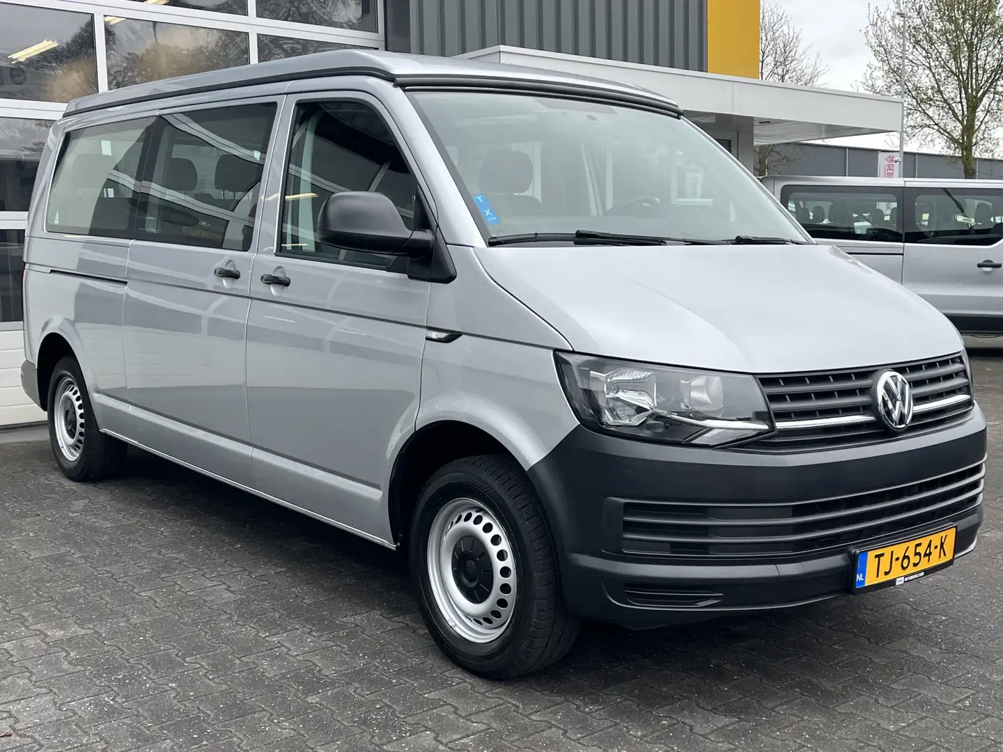 Volkswagen Transporter Kombi 9-persoons 2.0 TDI L2H1 Bus Gris - 2