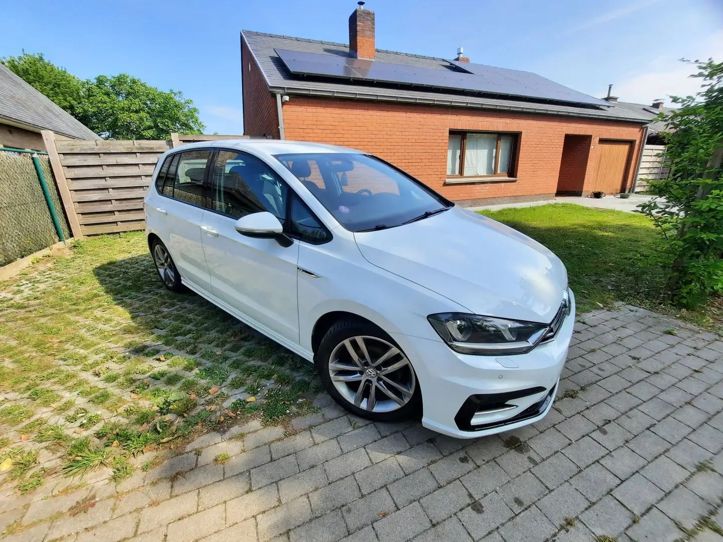 Volkswagen Golf Sportsvan 1.2 TSI confortline R-line - 1