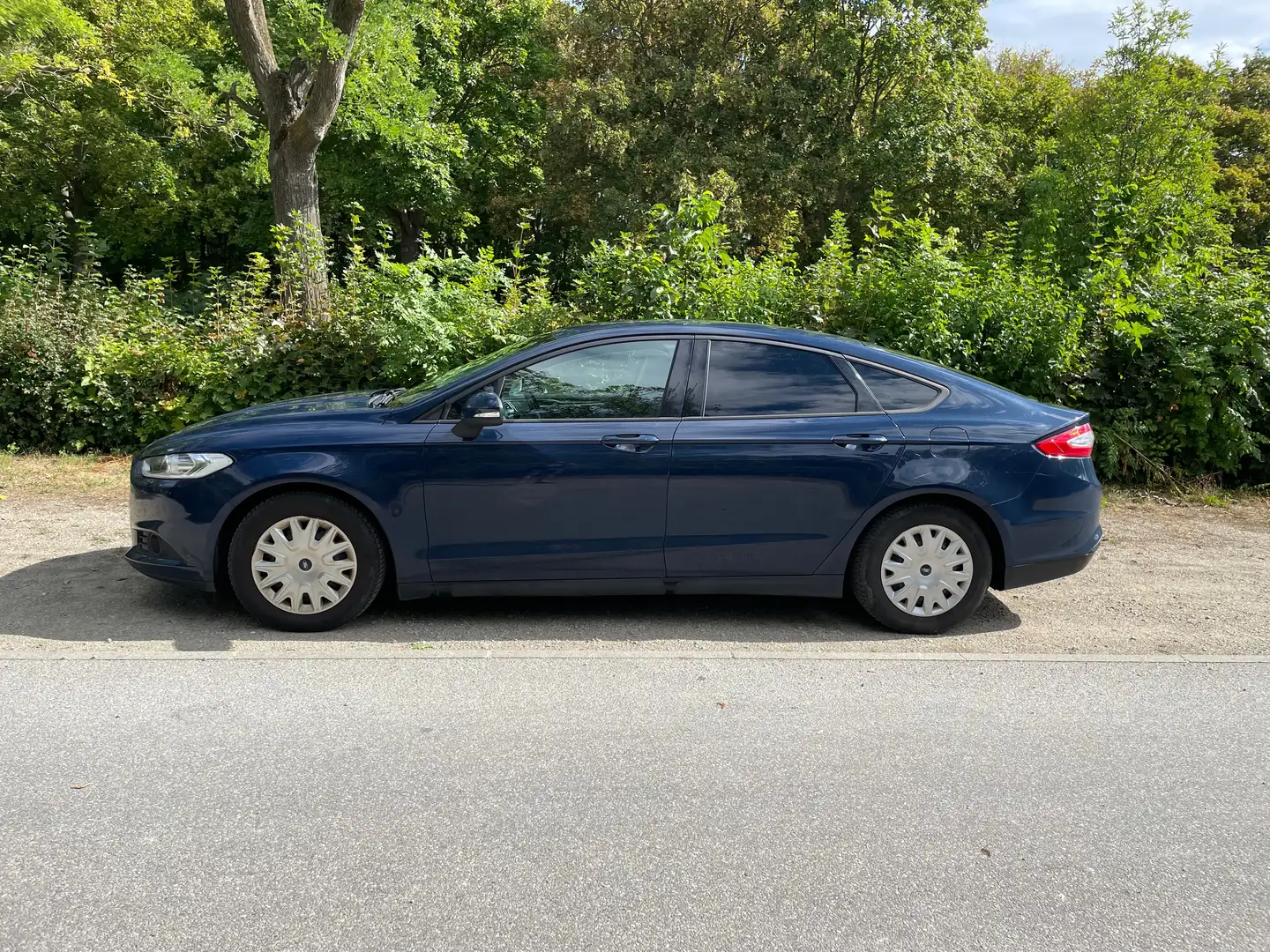 Ford Mondeo Mondeo Trend 1,0 EcoBoost Trend Blau - 1