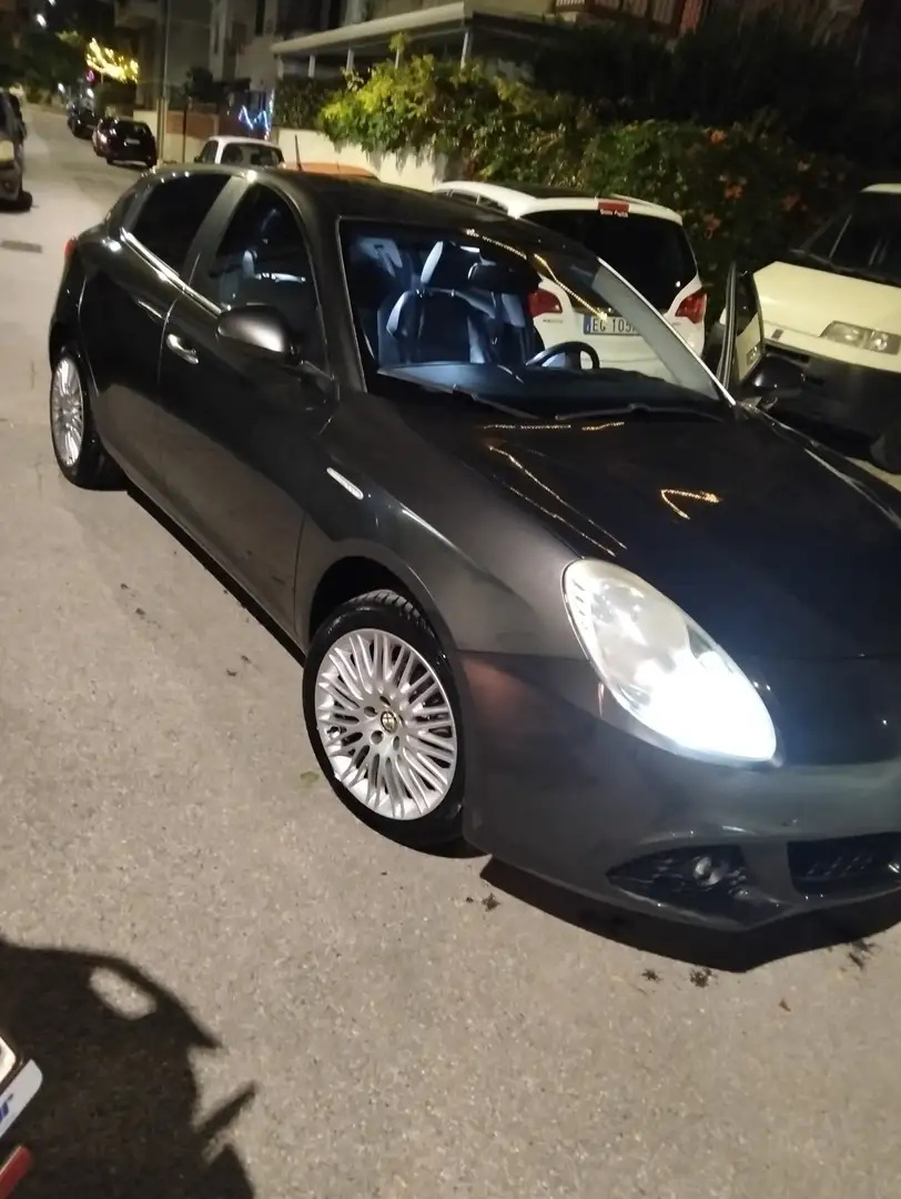 Alfa Romeo Giulietta 1.4 t. Distinctive 120cv Grigio - 2