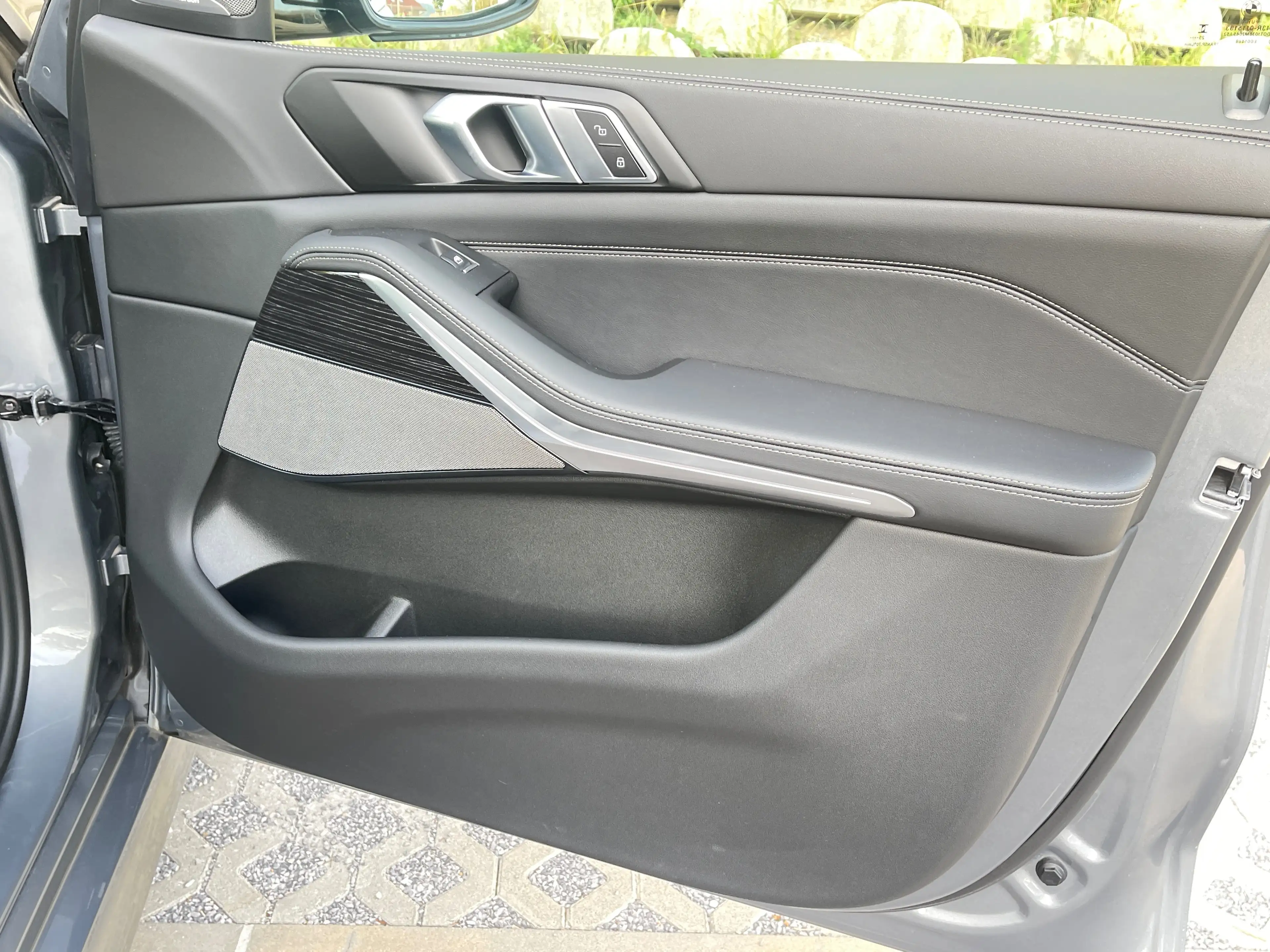 BMW X5 30d xDrive M Sport Pro Paket, HUD, 360 Kam., Luftfeder mit Niveauregelung, Iconic Glow — photo 2