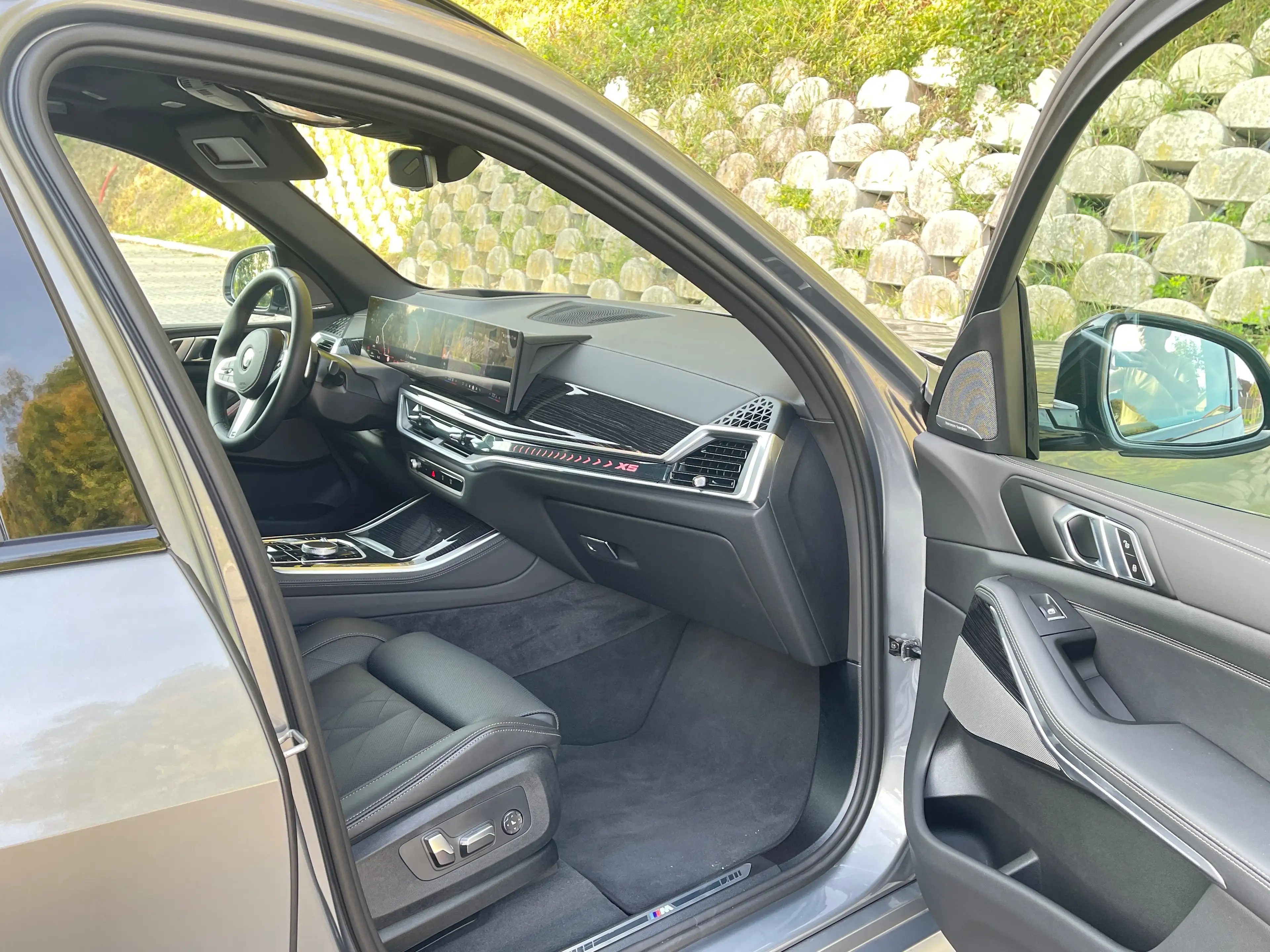 BMW X5 30d xDrive M Sport Pro Paket, HUD, 360 Kam., Luftfeder mit Niveauregelung, Iconic Glow