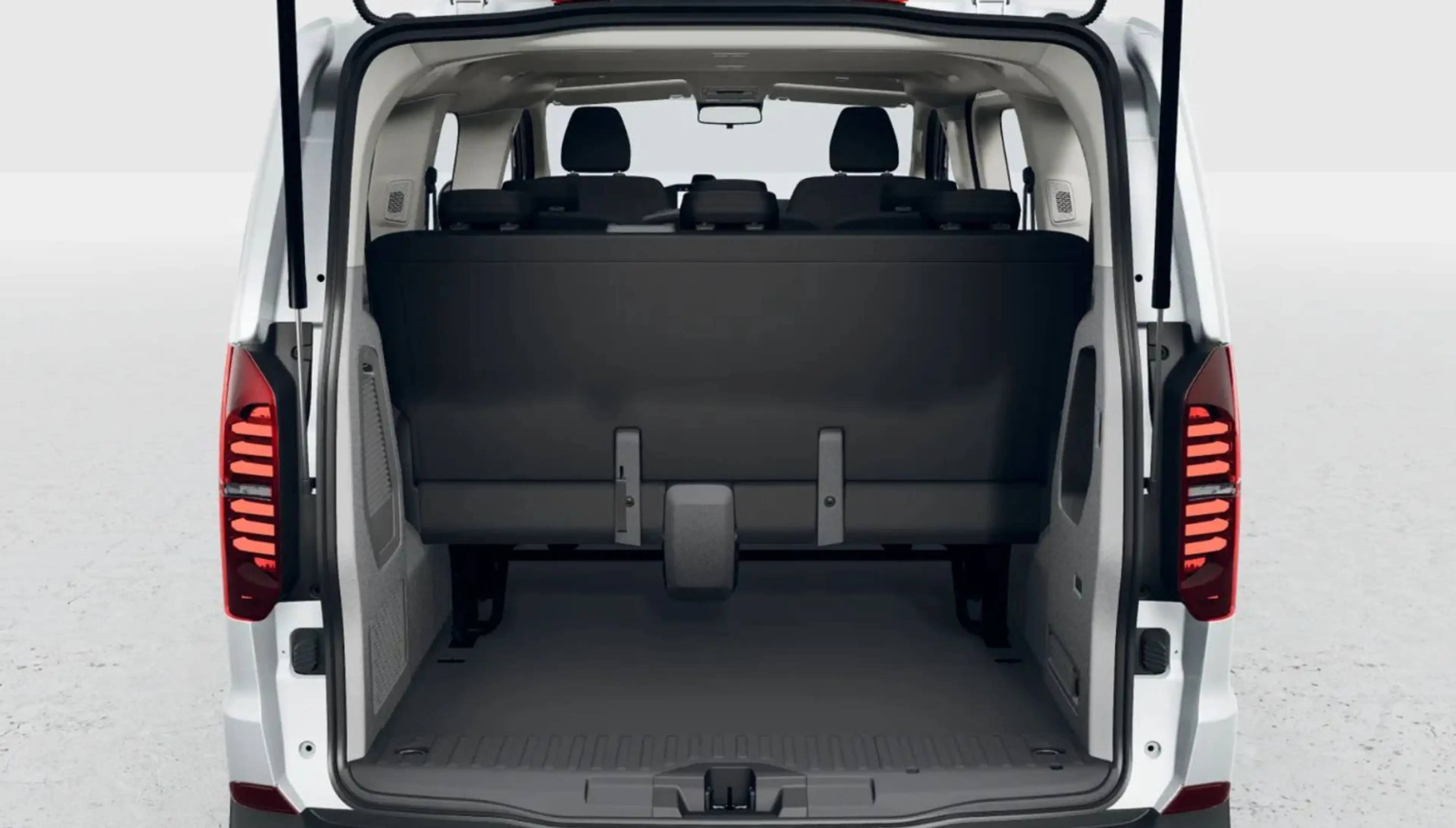 Volkswagen T7 Caravelle e-Caravelle Trend 100 kW/70 kWh KR — photo 11