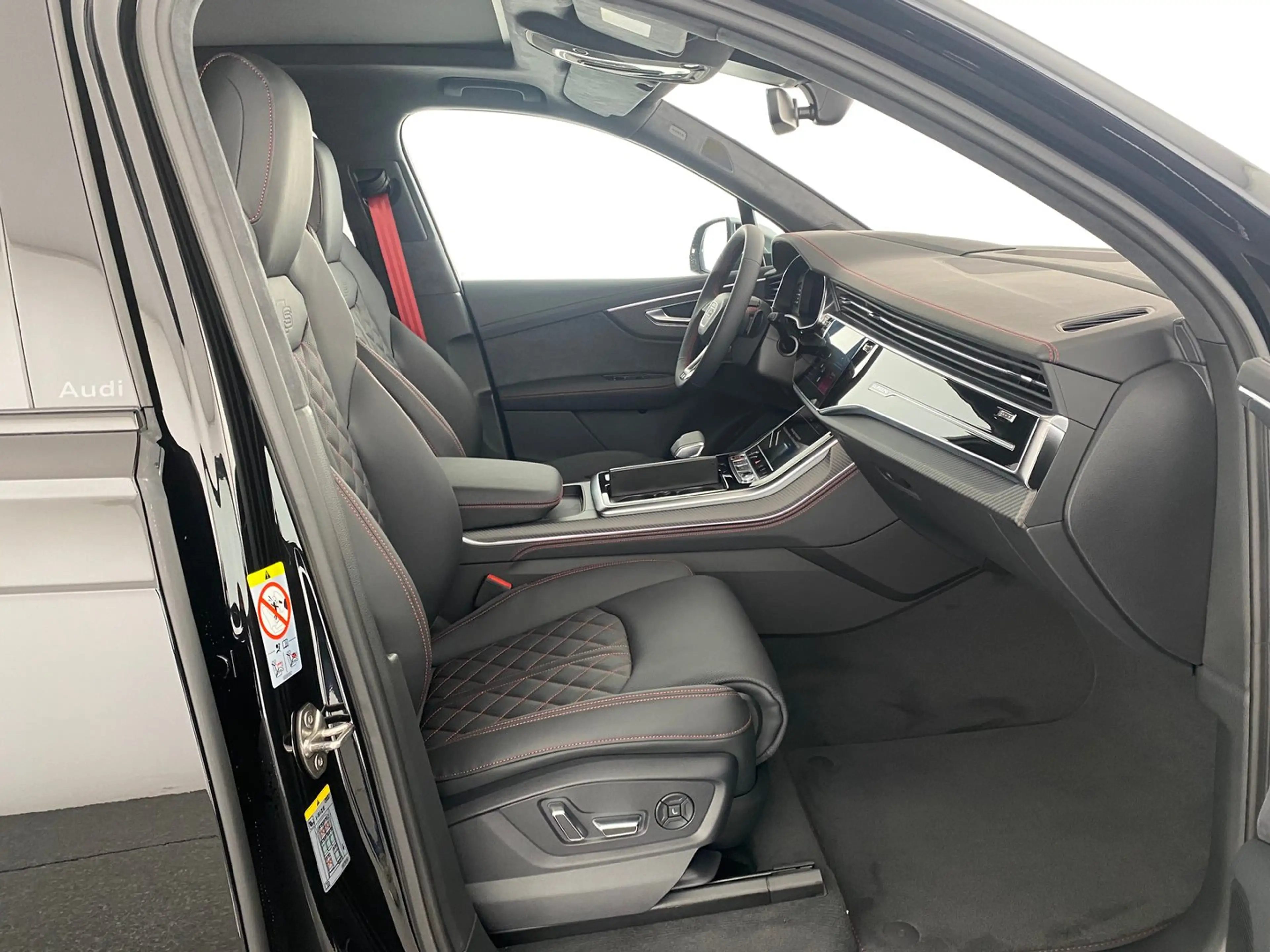 Audi SQ7 TFSI quattro — photo 10