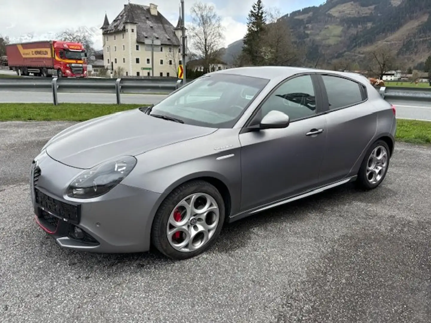 Alfa Romeo Giulietta Veloce (ab 2016) Grau - 2