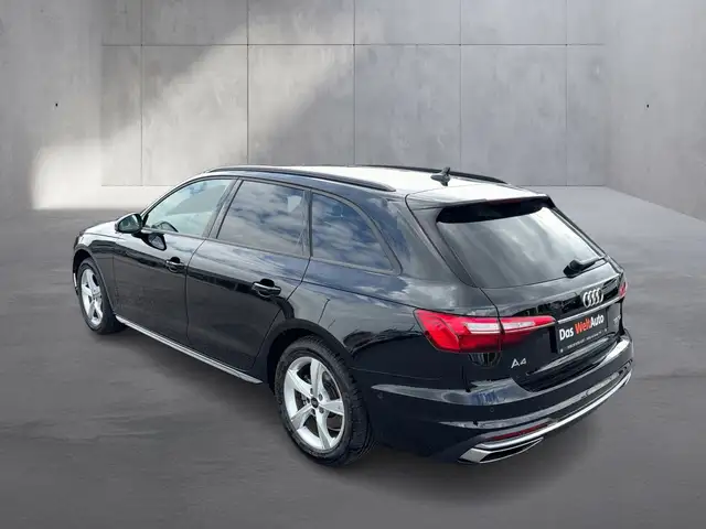 Audi A4 view 3