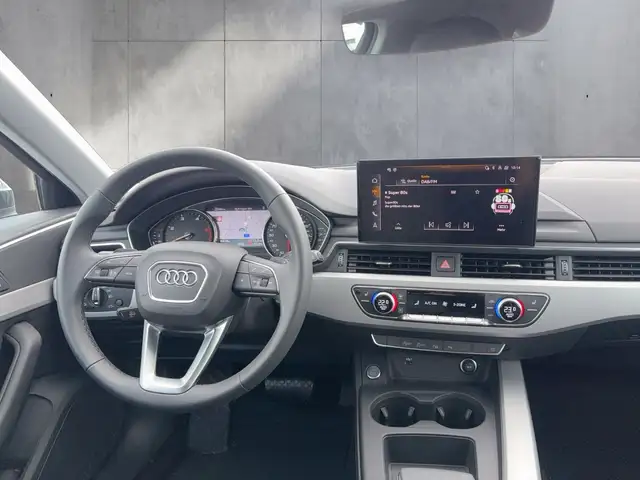 Audi A4 view 11