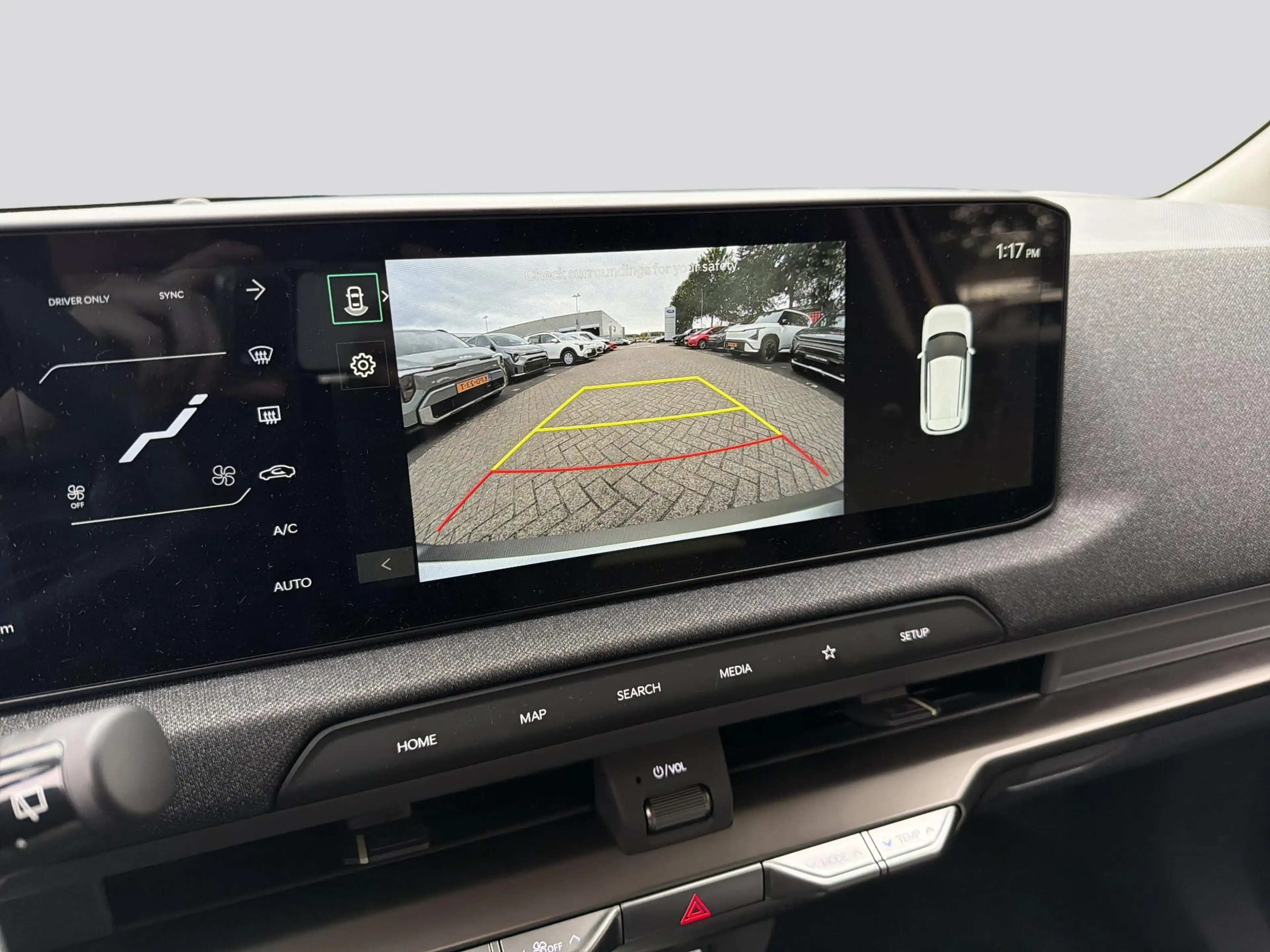 Kia EV2 Plus 42.2 kWh 4p. | Privacy Glass | Dual zone clim — photo 15