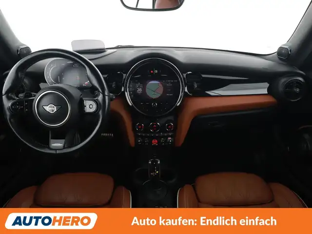 Mini Convertible view 12