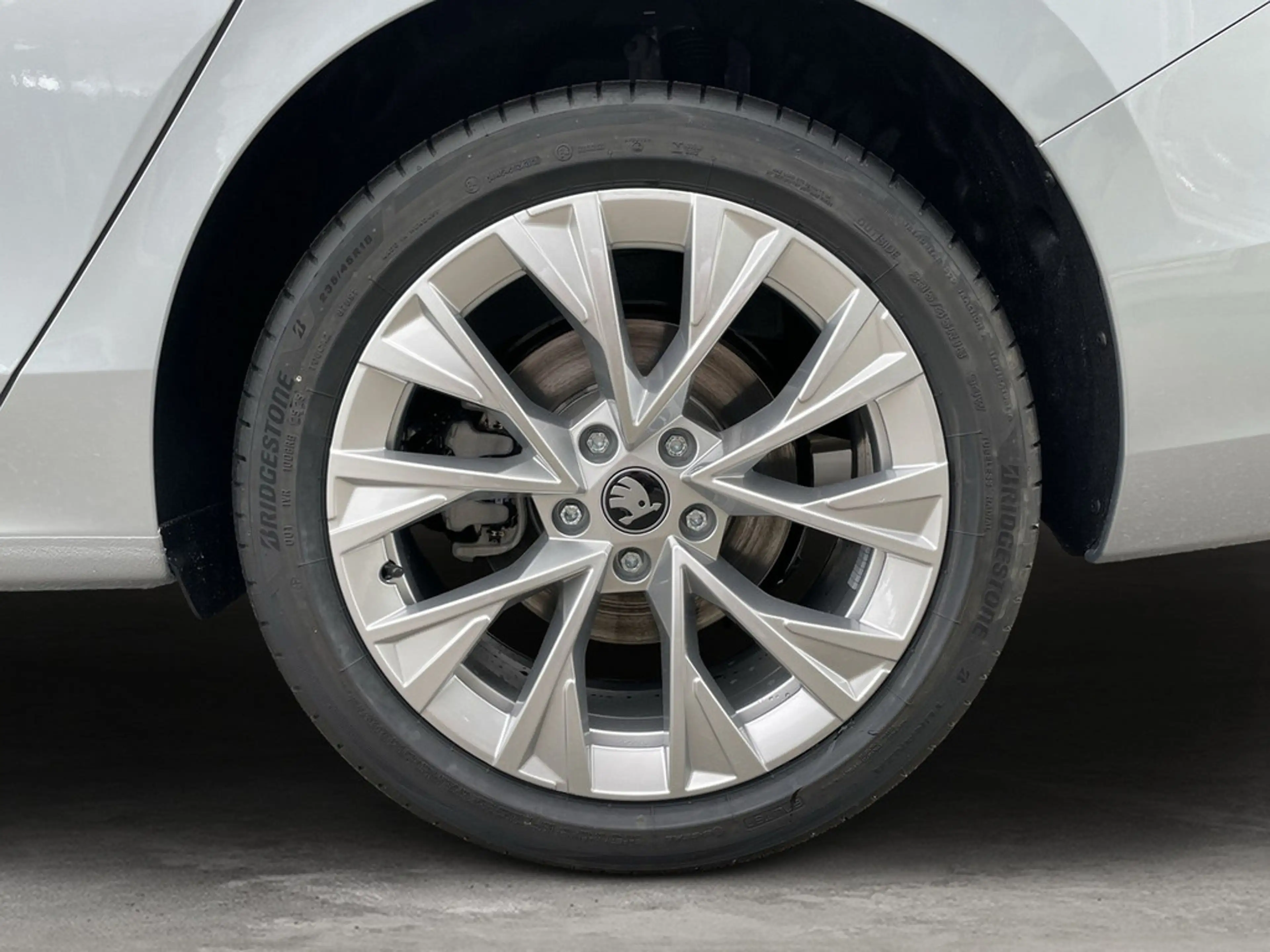 Skoda Superb Combi 1,5 TSI iV DSG SELECTION *AHK*HU — photo 14
