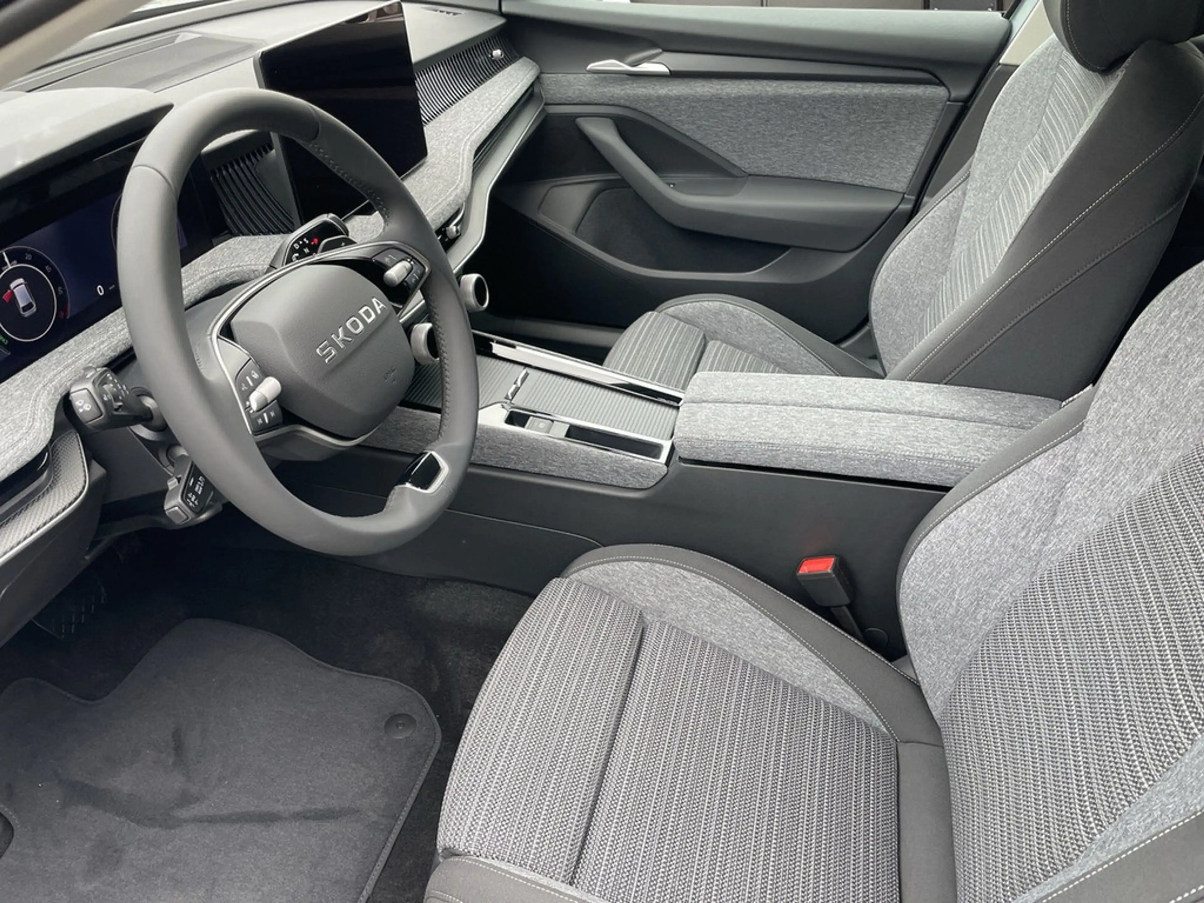 Skoda Superb Combi 1,5 TSI iV DSG SELECTION *AHK*HU — photo 10