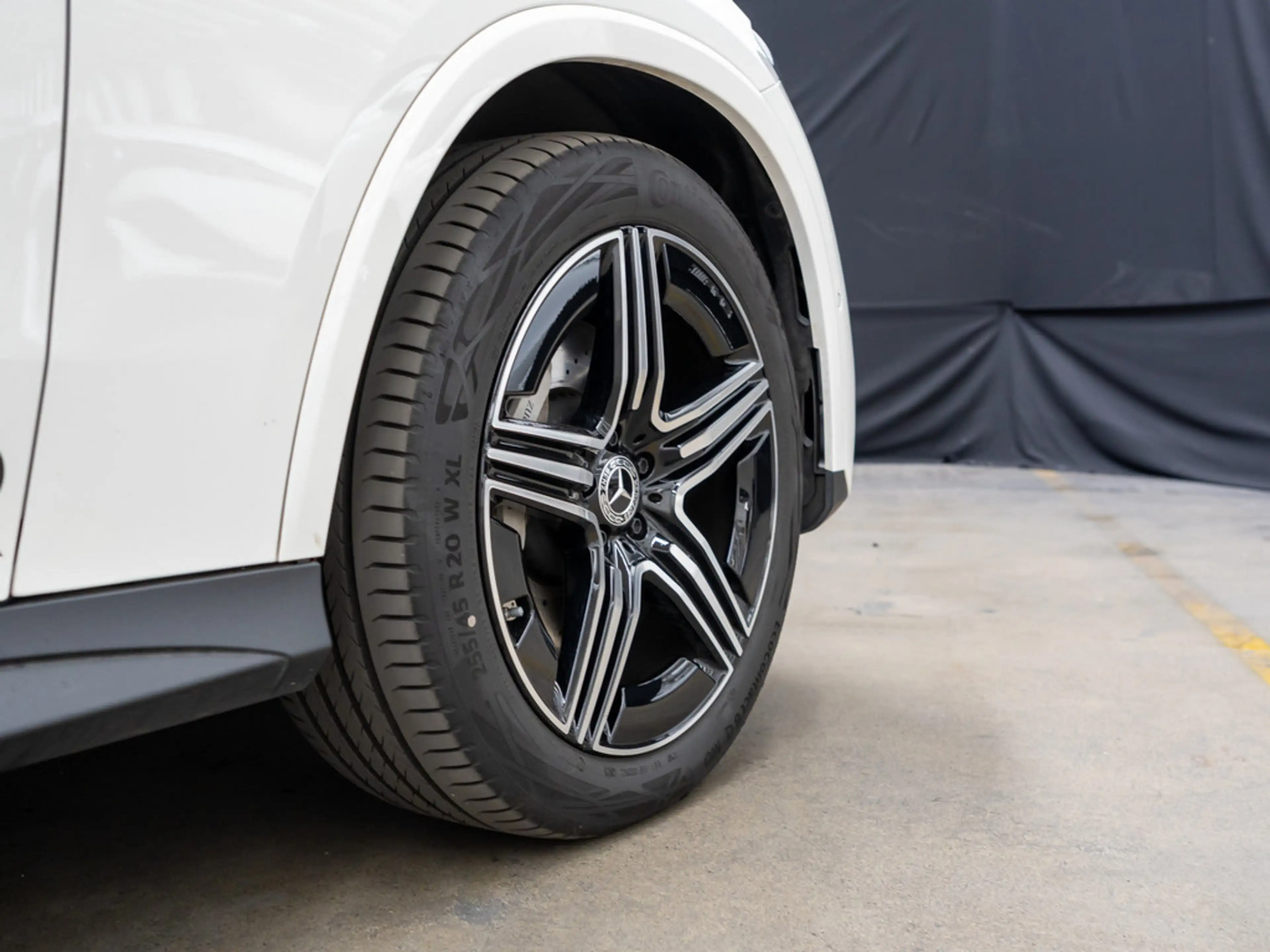 Mercedes-Benz GLC 220 d 4M AMG Line Coupé AHK Abstandstemp. — photo 8