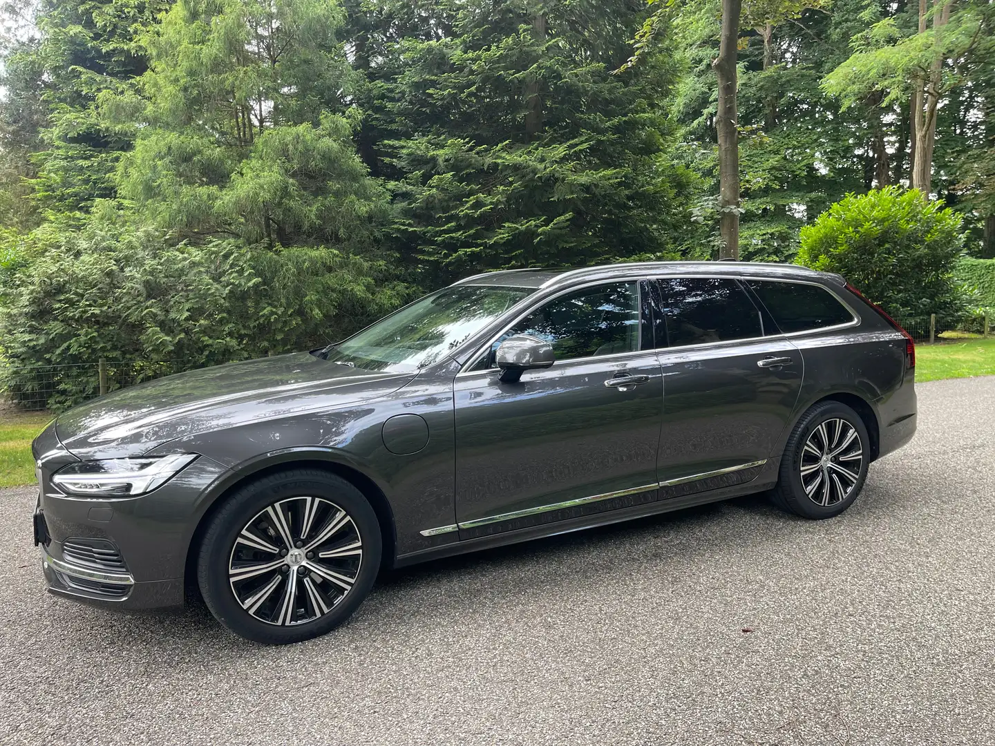 Volvo V90 Volvo V90 T6 AWD Recharge Inscription Grijs - 2