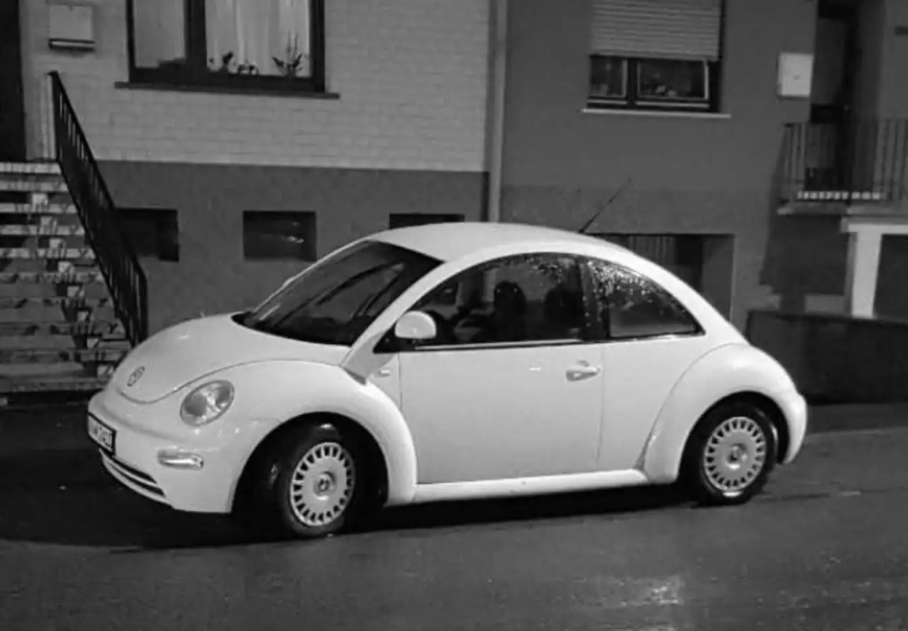 Volkswagen New Beetle, foto 2