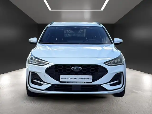Ford Focus view 9