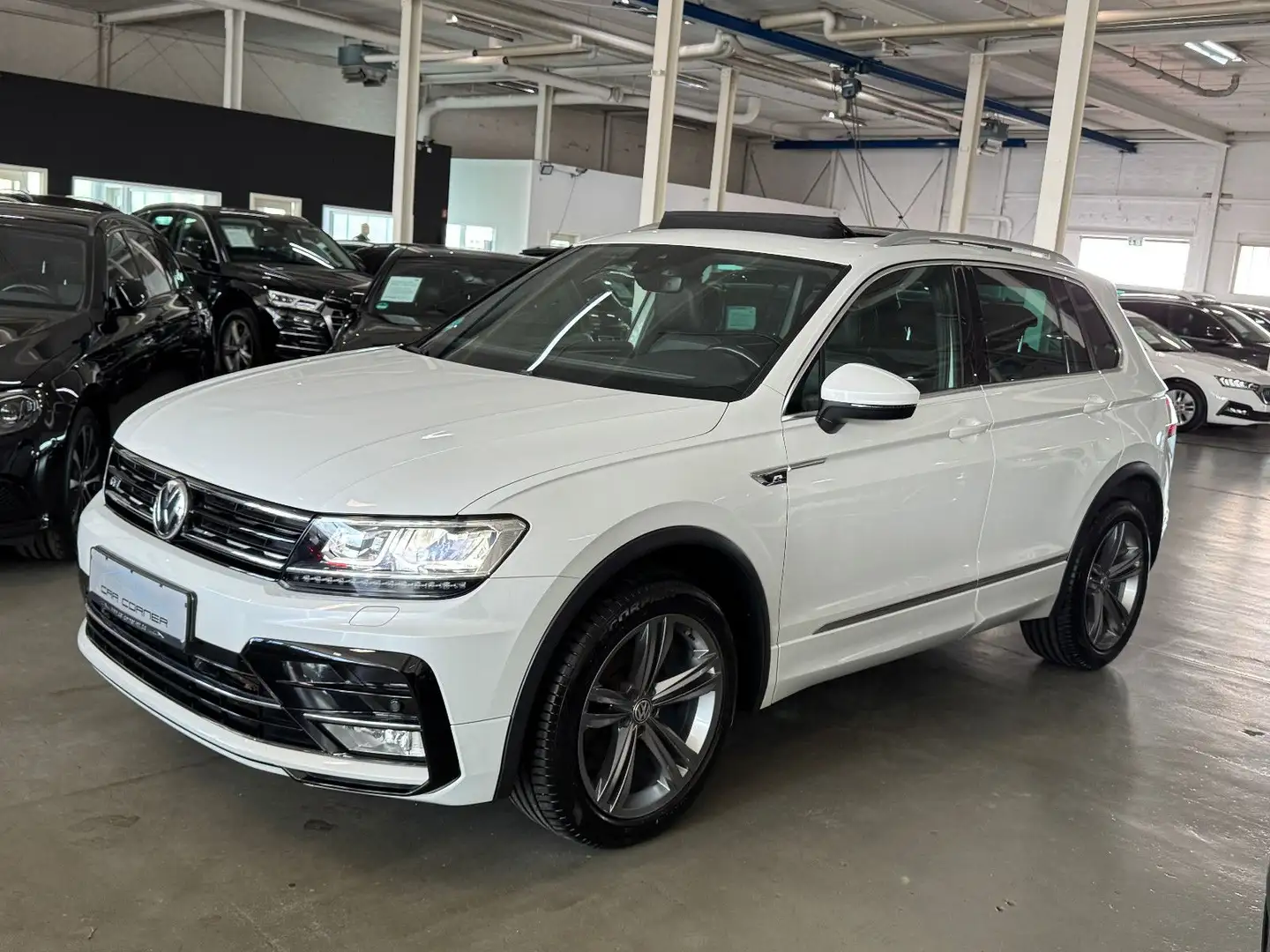 Volkswagen Tiguan DSG 4MO 3X R-LINE PANO MEMORY BLACK STYLE Blanc - 1