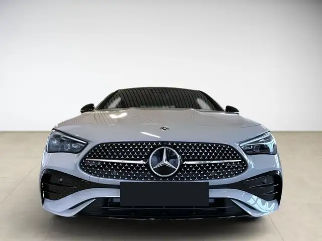 Mercedes-Benz Cle view 4