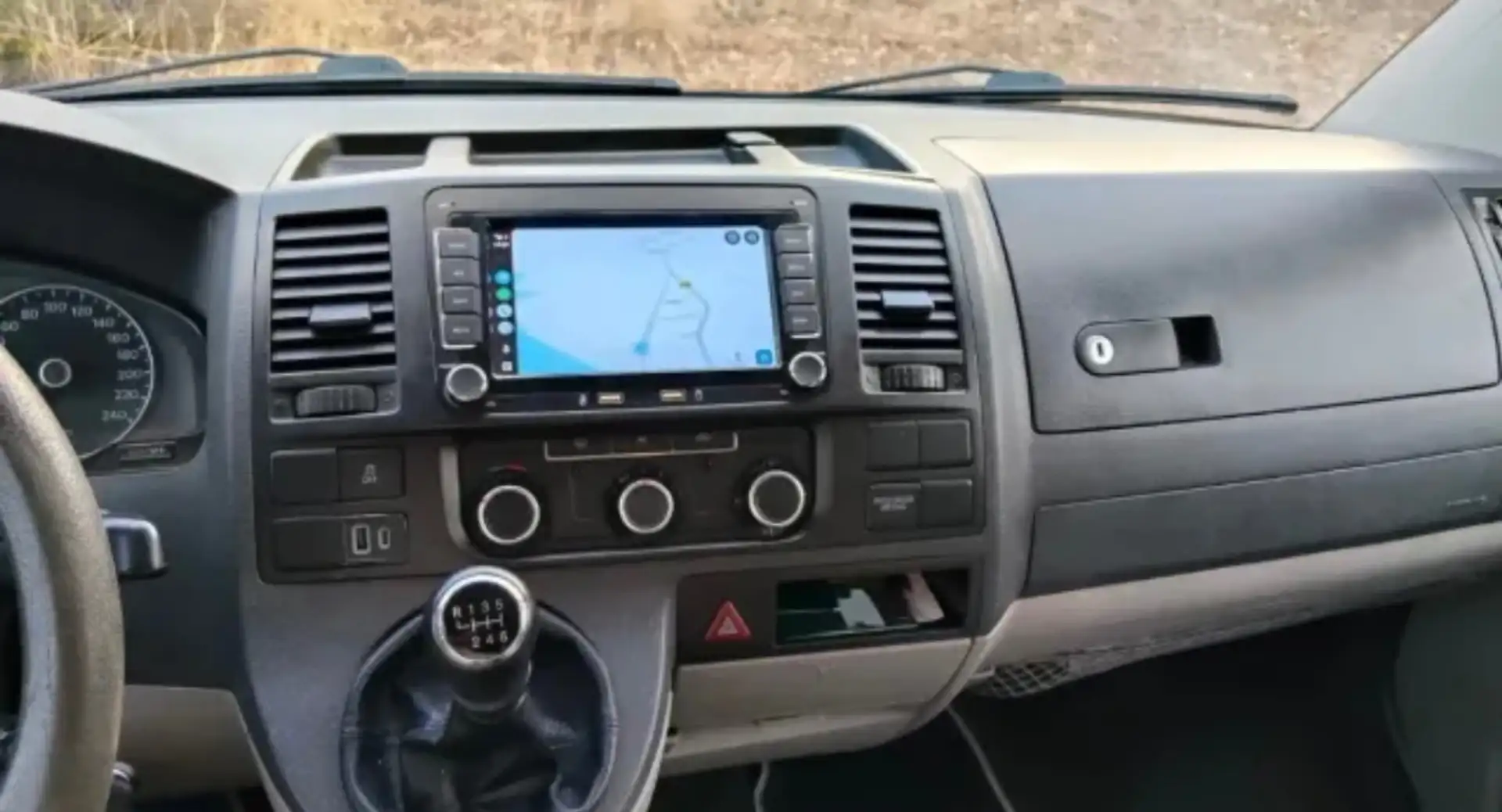 Volkswagen T5 Transporter 2.0TDI Bronce - 2