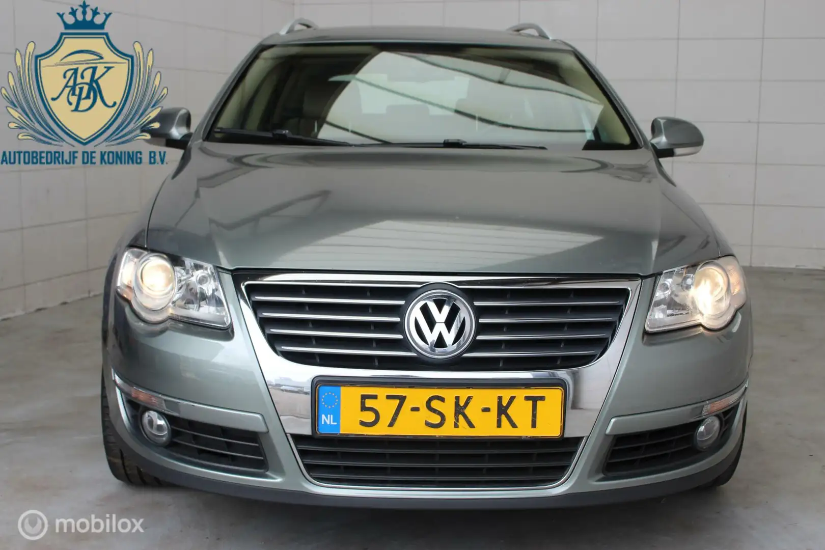 Volkswagen Passat Variant 3.2 V6 Highline 4M Groen - 2