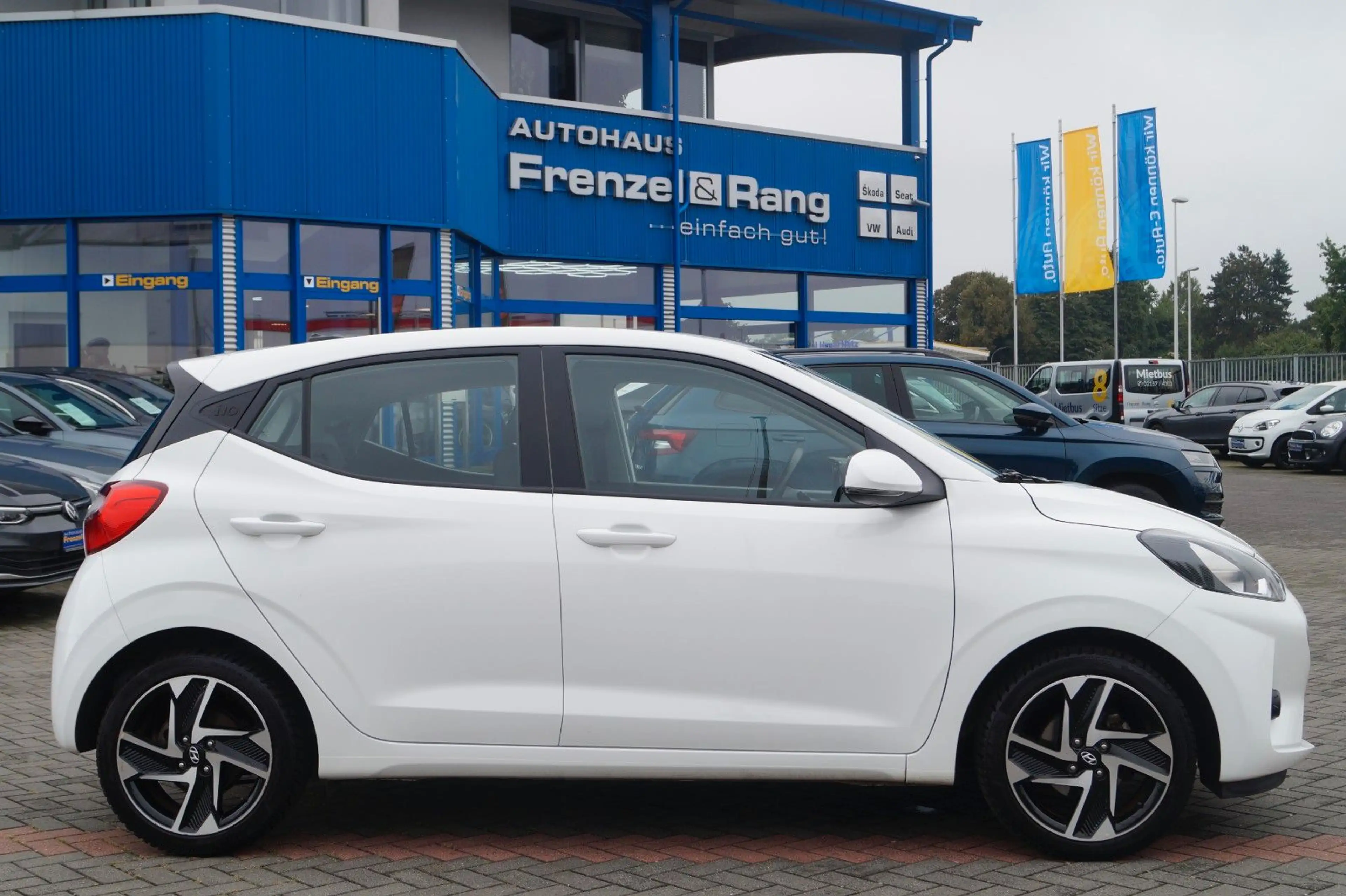 Hyundai i10 Trend *DAB*APP*SHZ*Lenkradhz*Front*Klima*PDC — photo 3