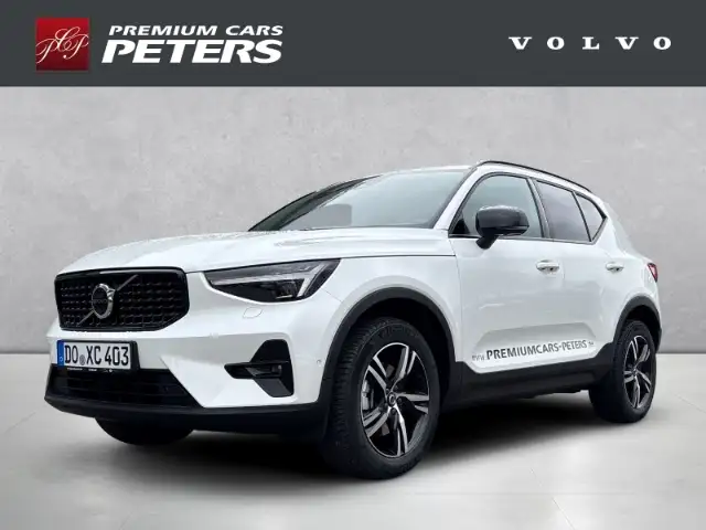 Volvo XC40 Plus Dark FWD StandHZG AHK el. klappb. Navi Leder