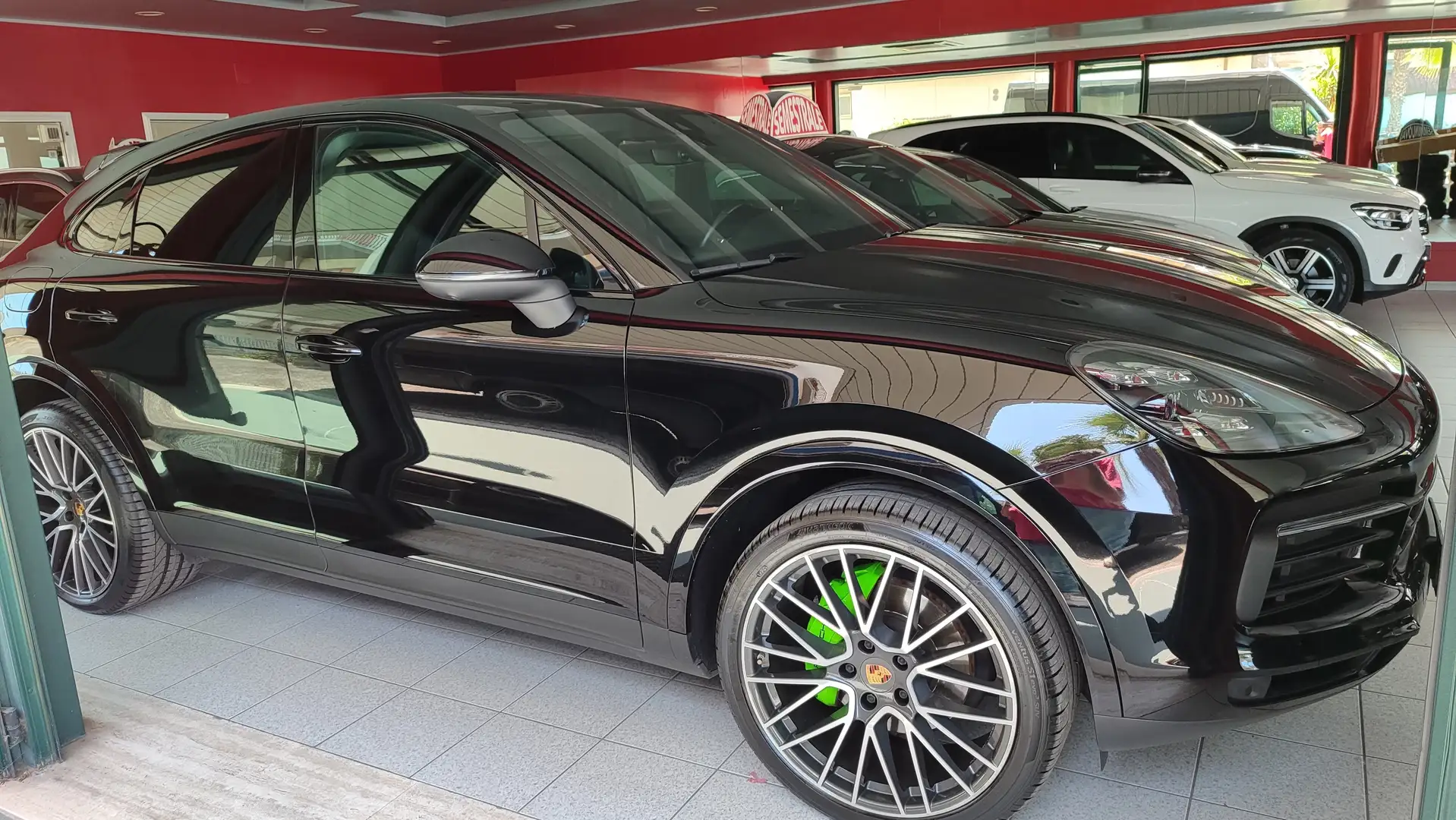 Porsche Cayenne Coupe 3.0 tiptronic "NAVI"LED"PELLE"BOSE"22" Nero - 2