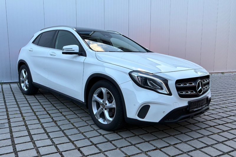 Mercedes-Benz GLA 250 URBAN 360 AHK LED NAVI PANORAMA — photo 8