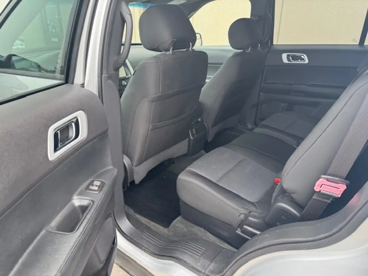 Ford Explorer снимка Ford Explorer