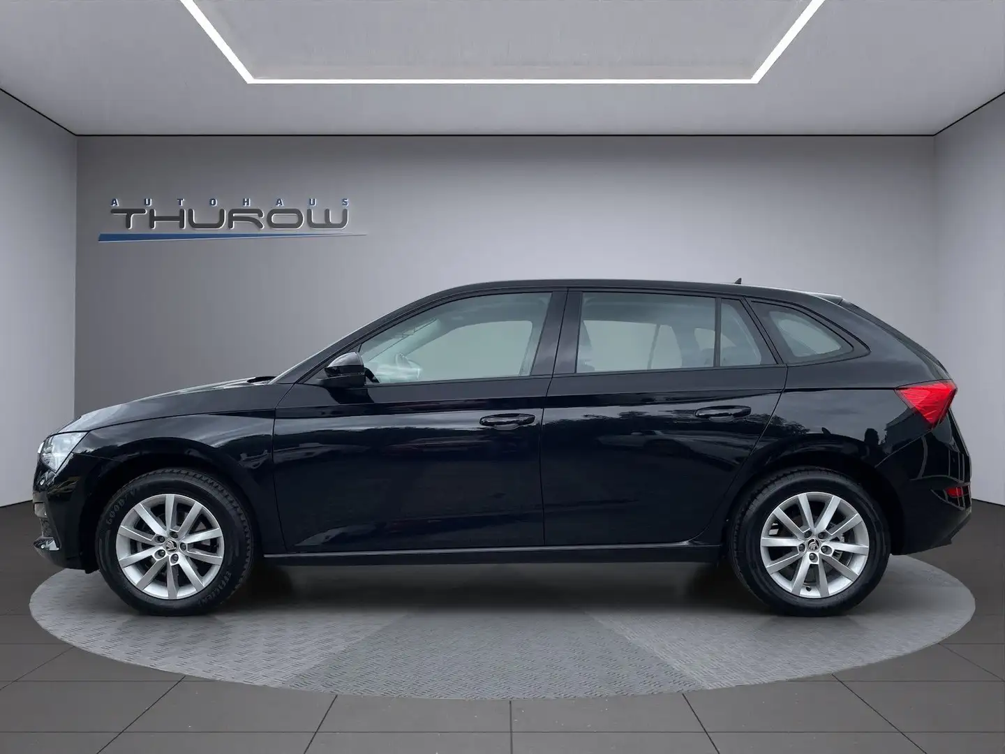 Skoda Scala Ambition 1.0 TSI Navi SH App-C. LED Nero - 2