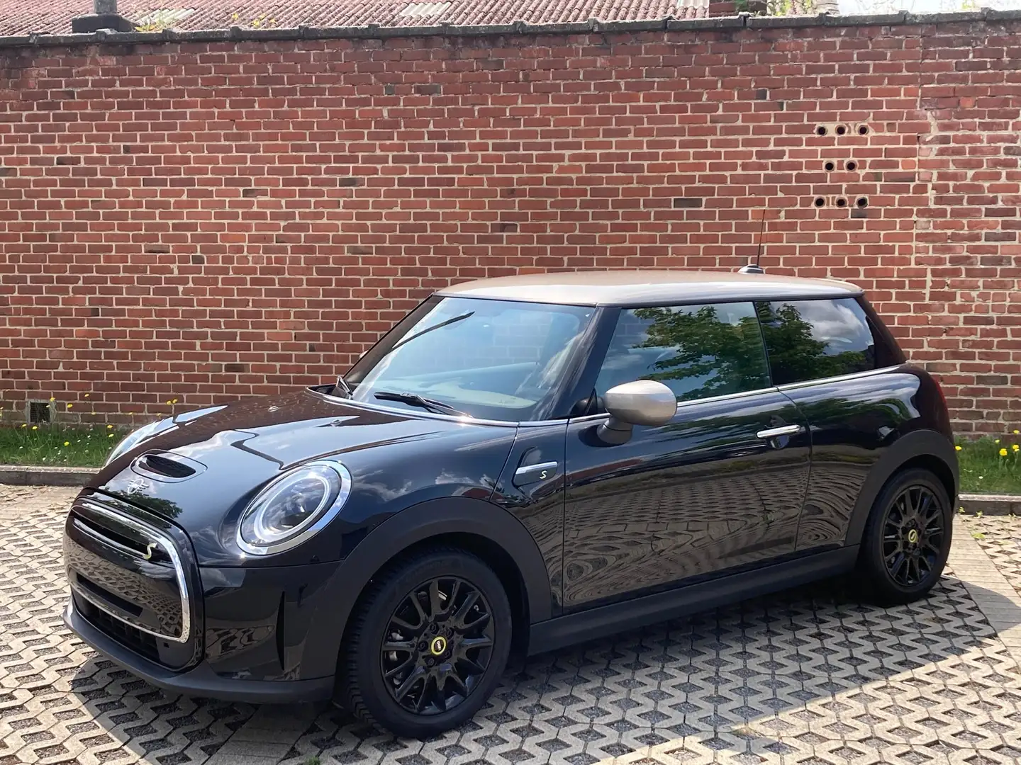 MINI Cooper SE e-Mini 28.9 kWh - 2023 - Slechts 9.000 Km ! Negro - 2