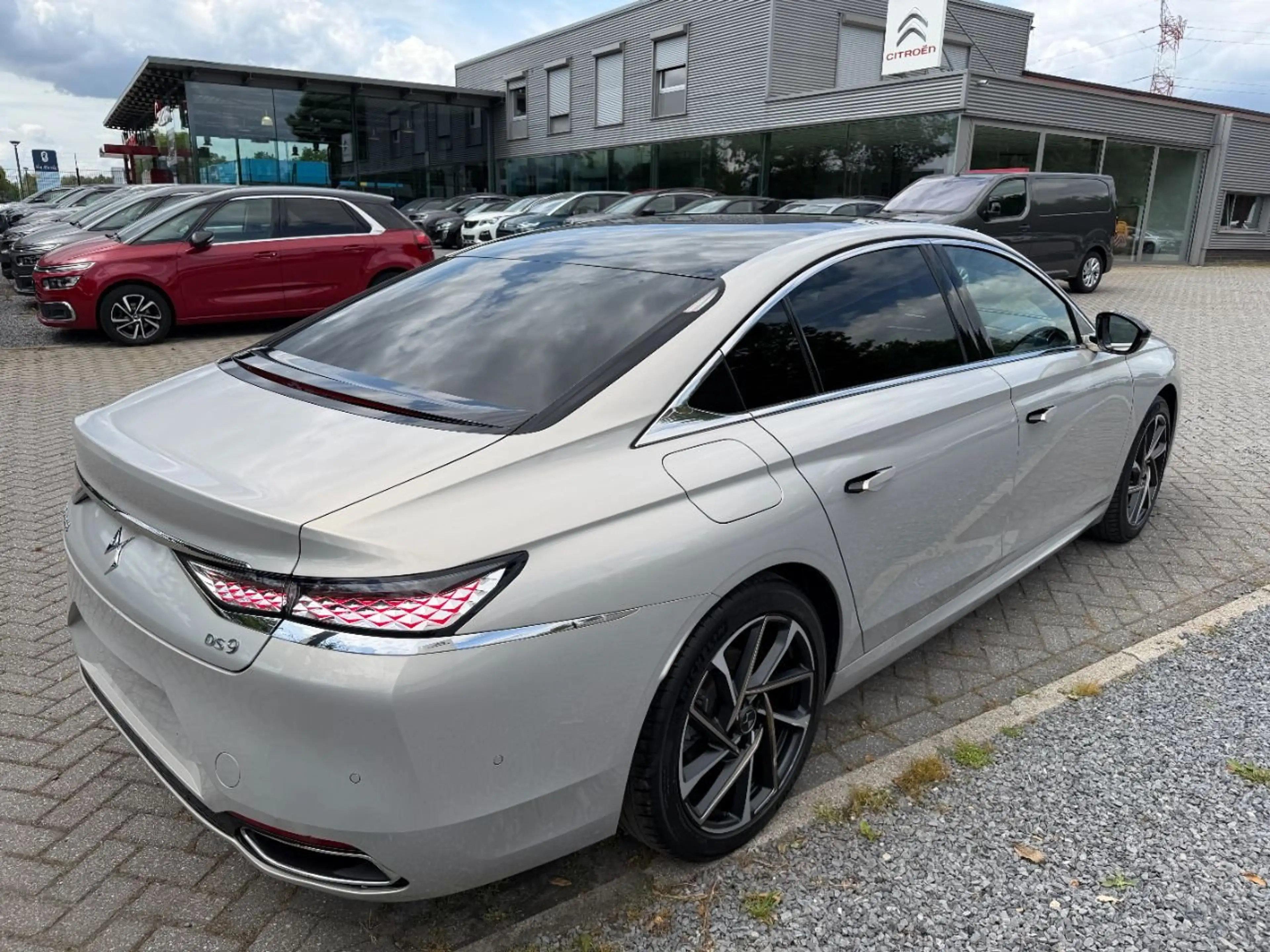 DS Automobiles DS 9 E-Tense 250 Rivoli + — photo 8