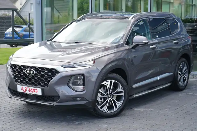 Hyundai SANTA FE 2.0 CRDi 7 Sitzer AHK Navi Kamera DAB