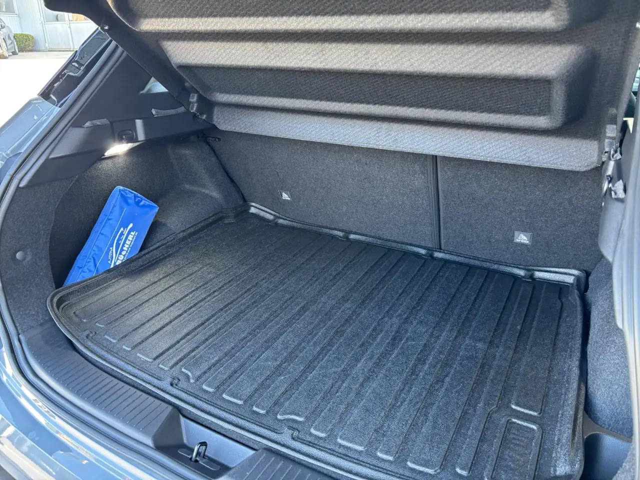 Nissan Qashqai Black Editon e-Power NAVI SHZ 17