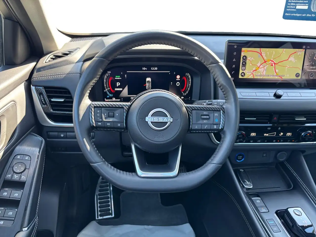 Nissan Qashqai Black Editon e-Power NAVI SHZ 13