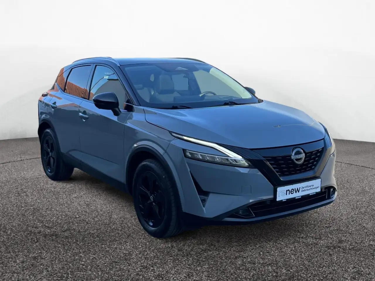 Nissan Qashqai Black Editon e-Power NAVI SHZ 8