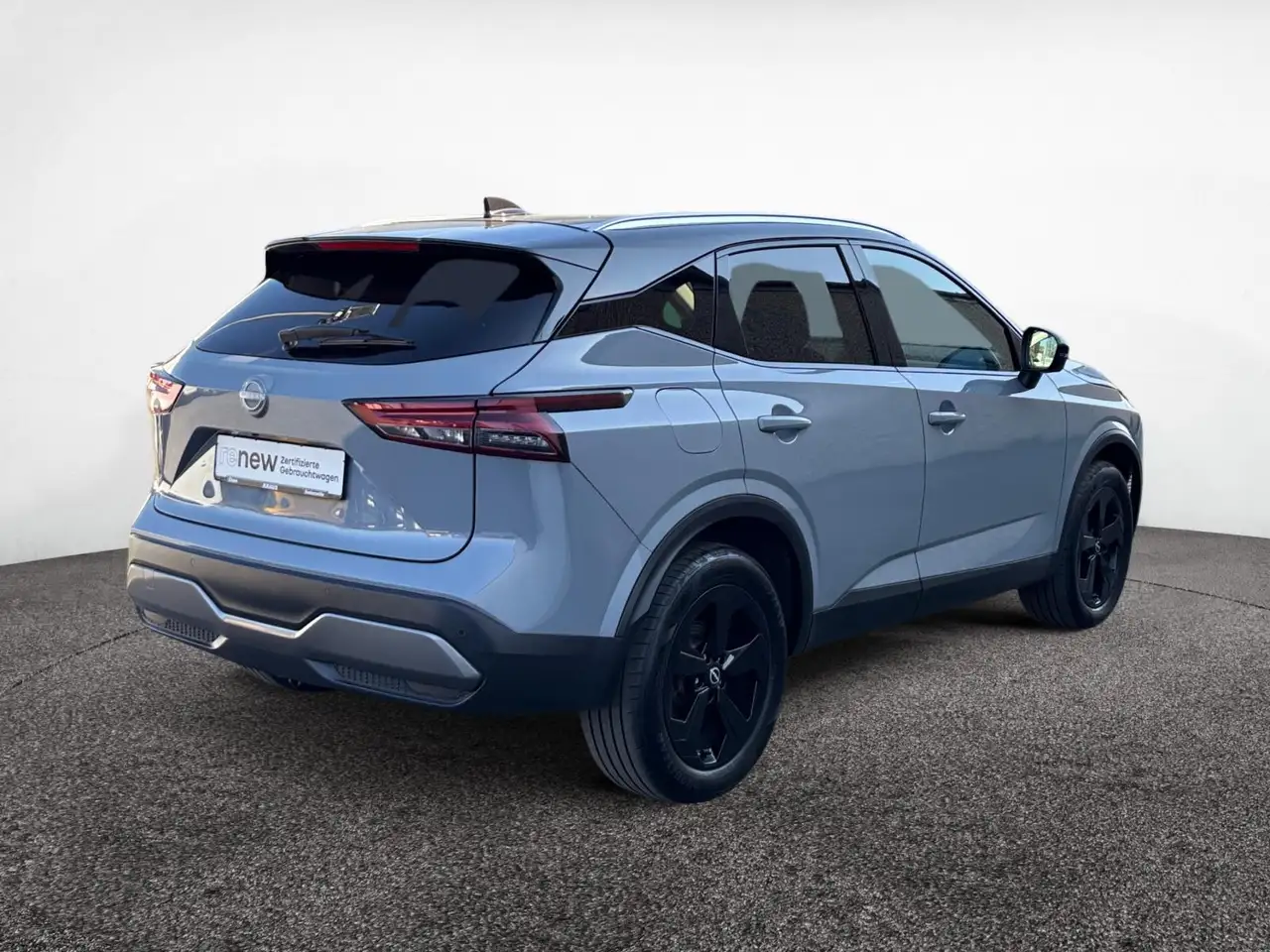 Nissan Qashqai Black Editon e-Power NAVI SHZ 6