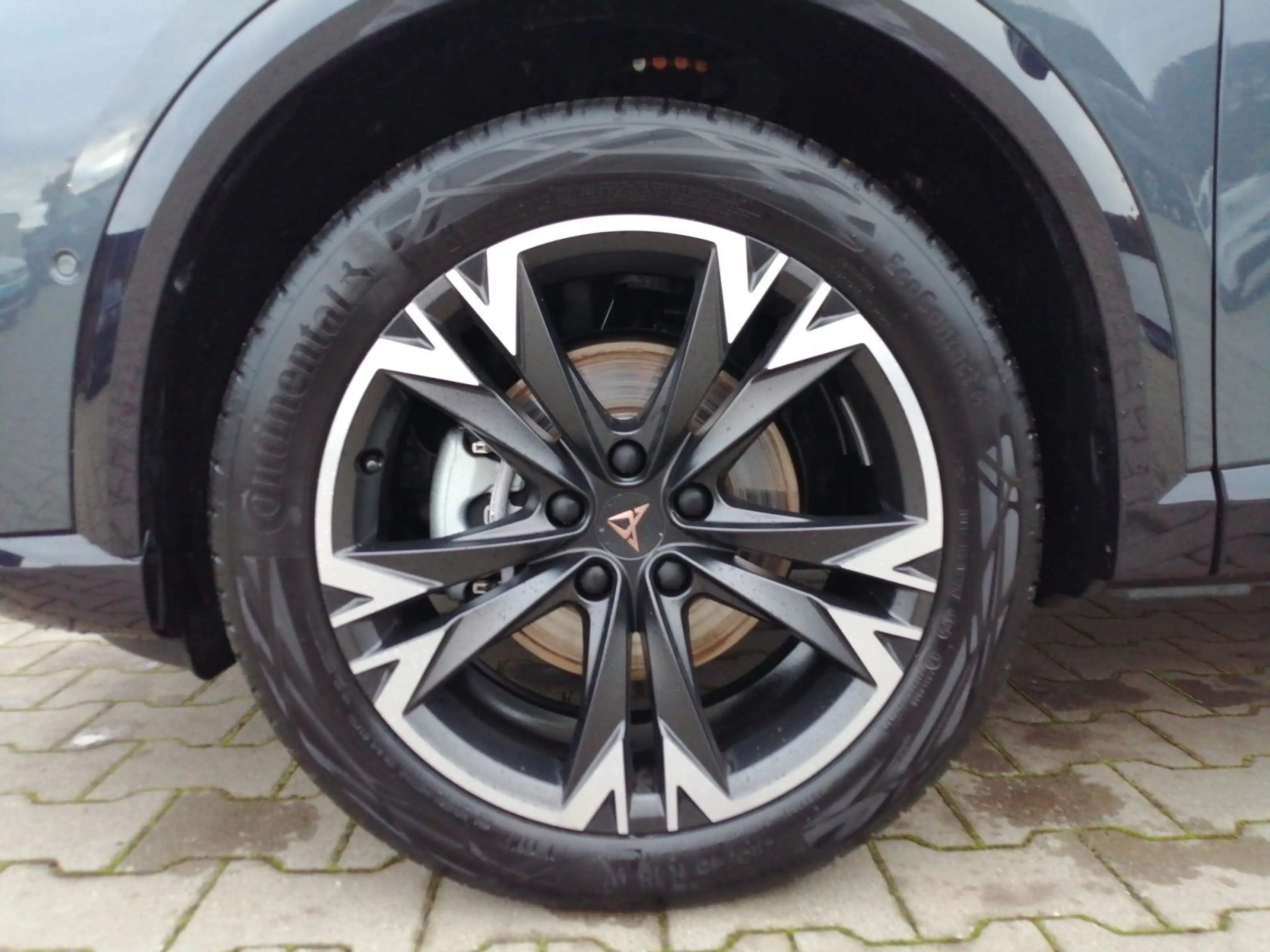 CUPRA Formentor 1.5 eTSI DSG / AHK, 360°, Matrix, Navi — photo 6