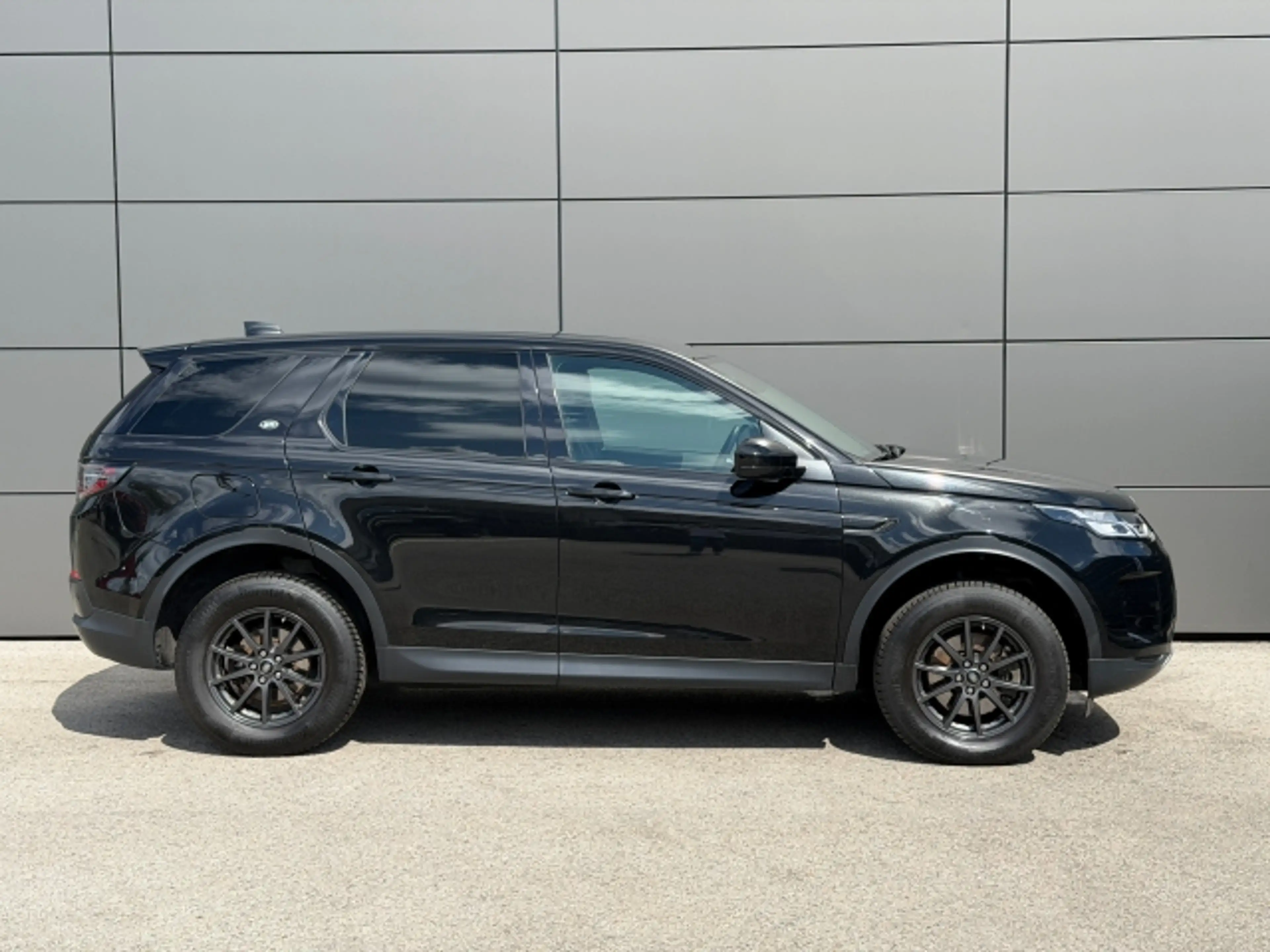 Land Rover Discovery Sport D150 4WD Aut. S — photo 4