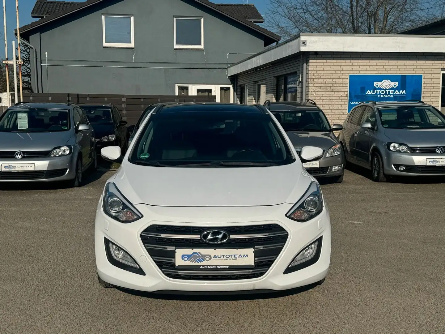 Hyundai i30 HU+SERVICE NEU/AUTOMATIK/KLIMA/AHK/NAVI - 2
