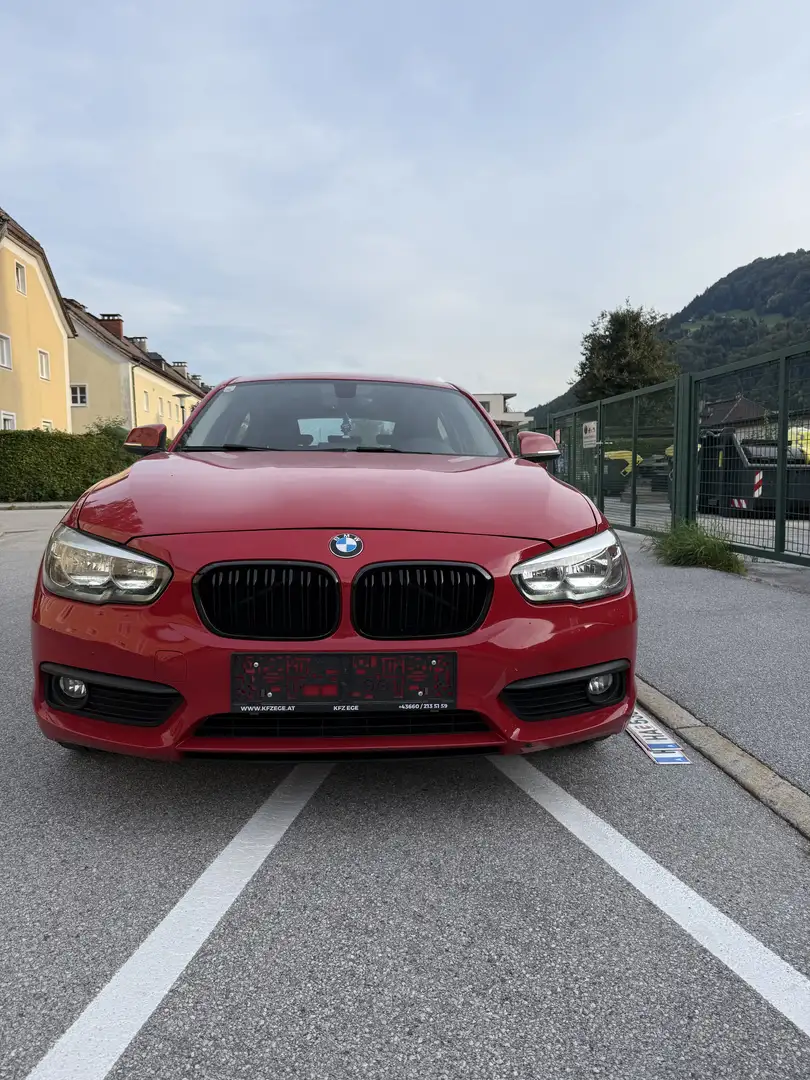BMW 116 116d Efficient Dynamics Edition F2 Rot - 2