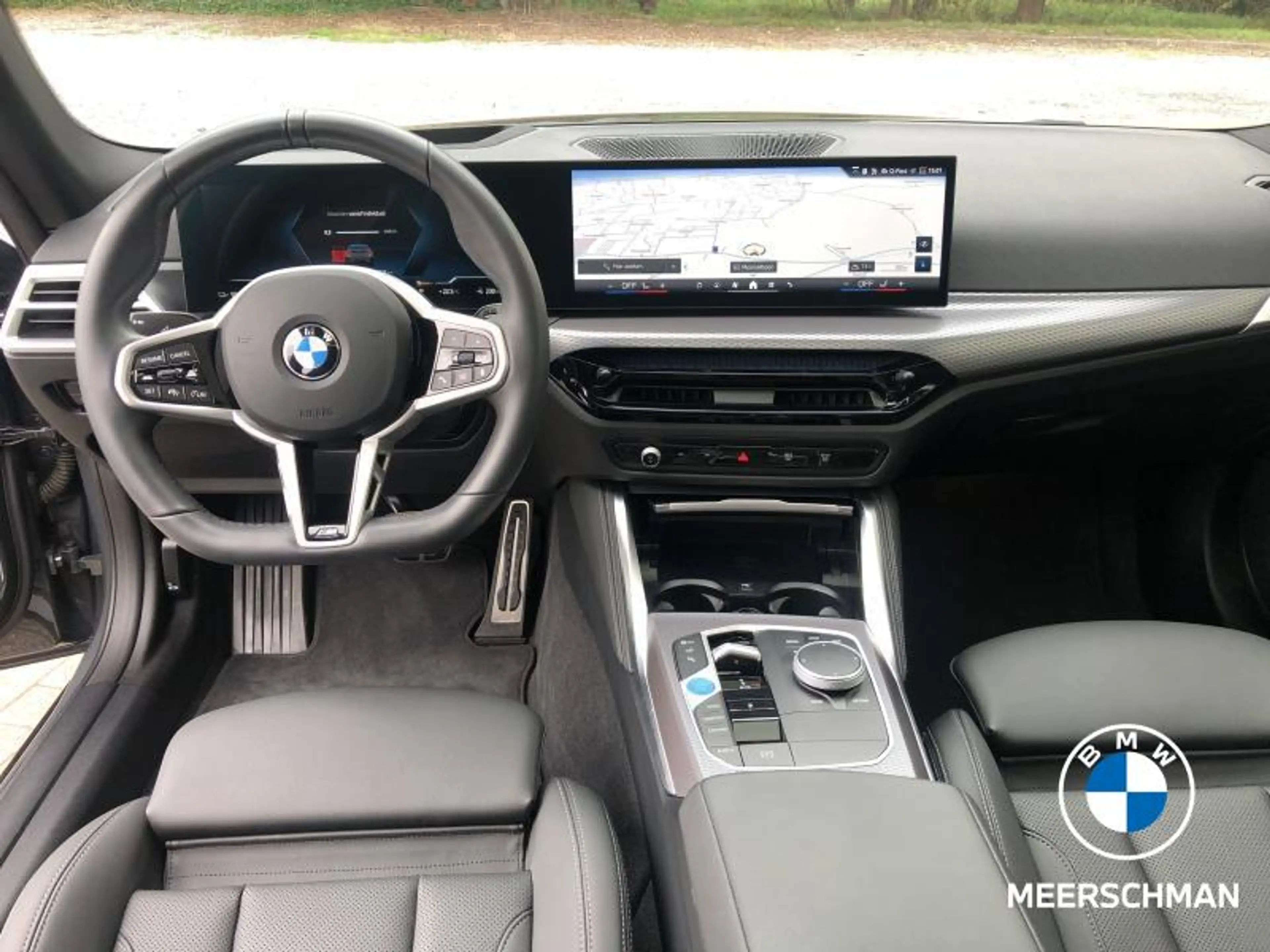 BMW i4 Msportpro pano al comf 360c applecp heatedseats — photo 7