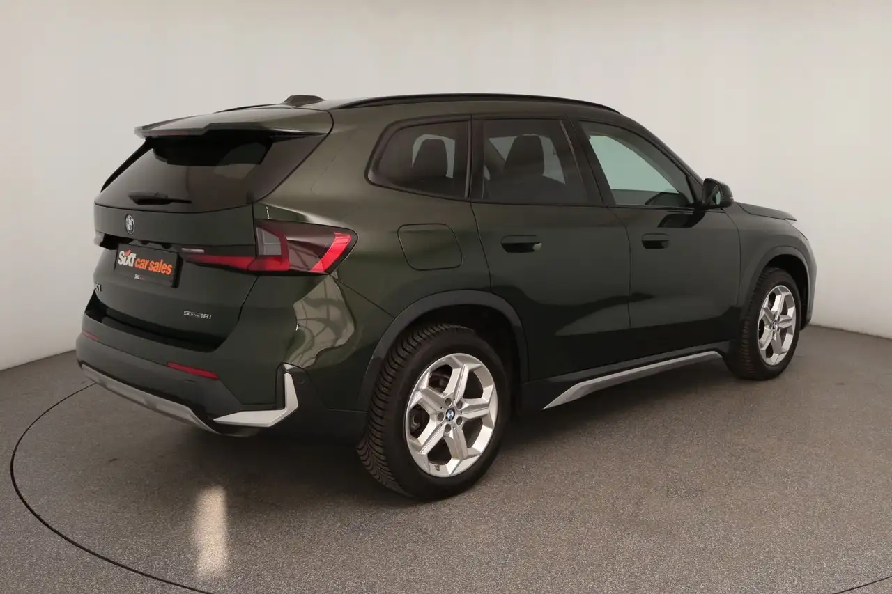 BMW X1 sDrive18i xLine|Sportsitze|PANO|ad.LED|AHK 5