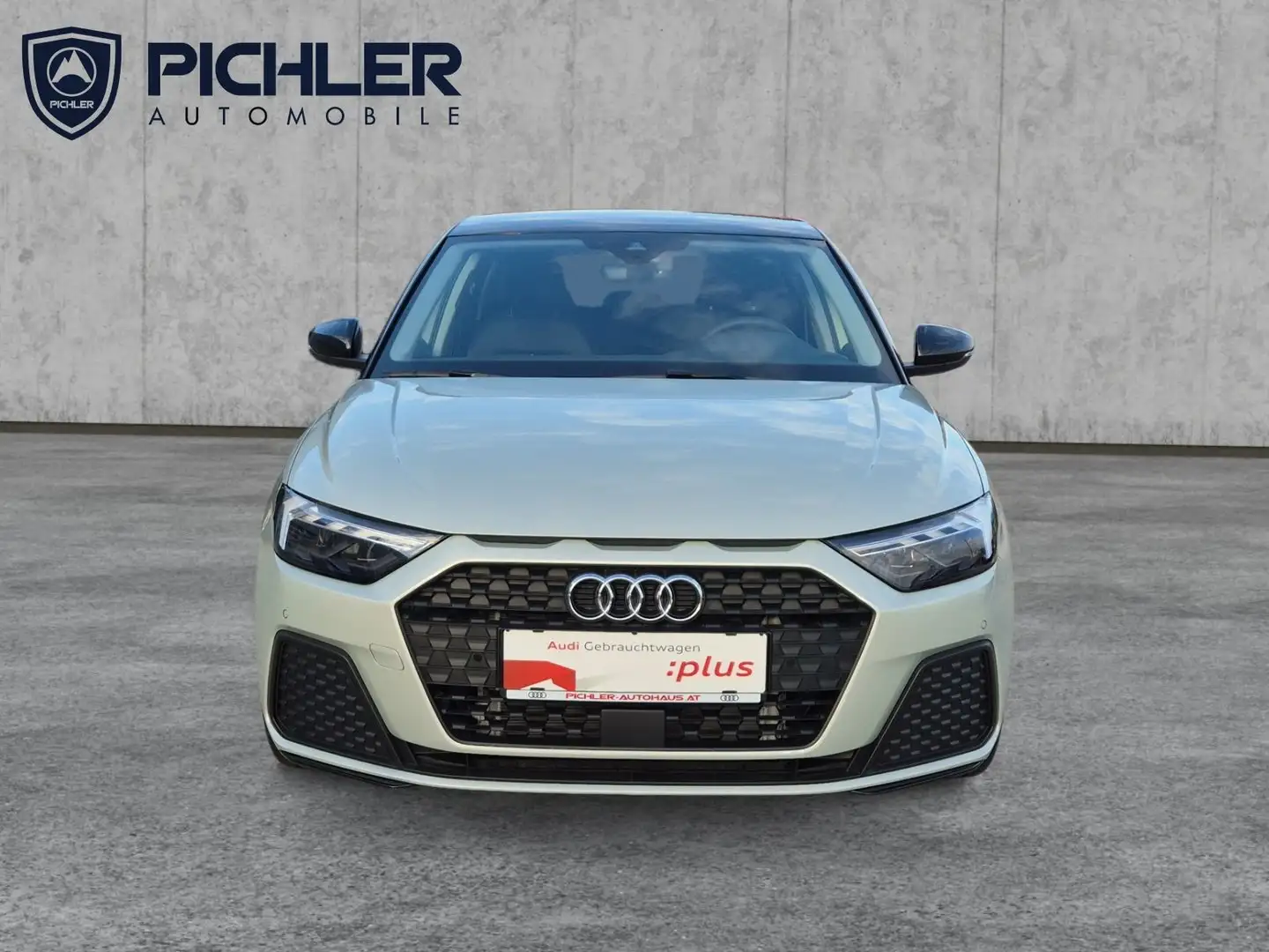 Audi A1 30 TFSI intense Silber - 2