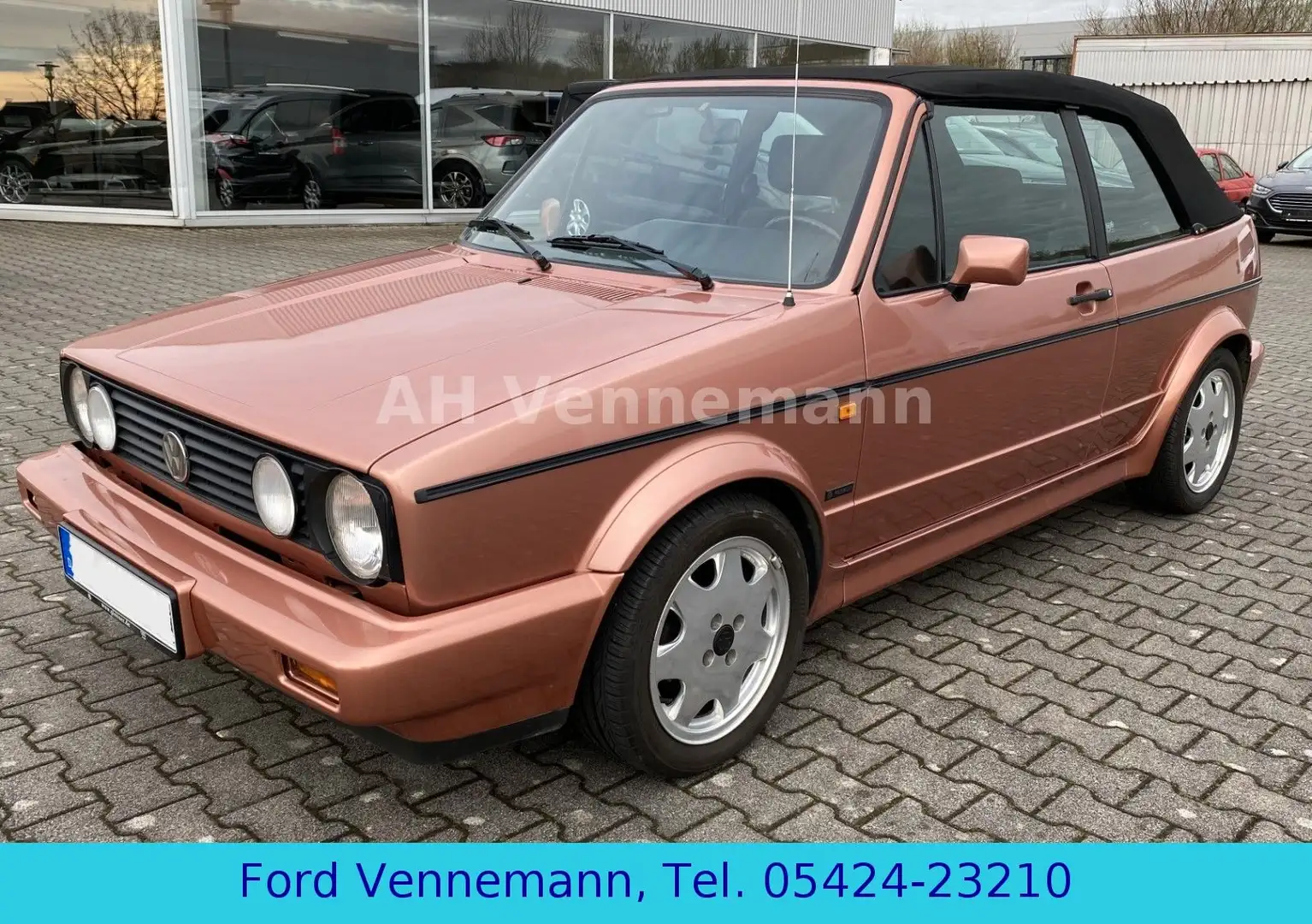 Volkswagen Golf 1.8 Cabrio *Karmann*Oldtimer* Amarillo - 1